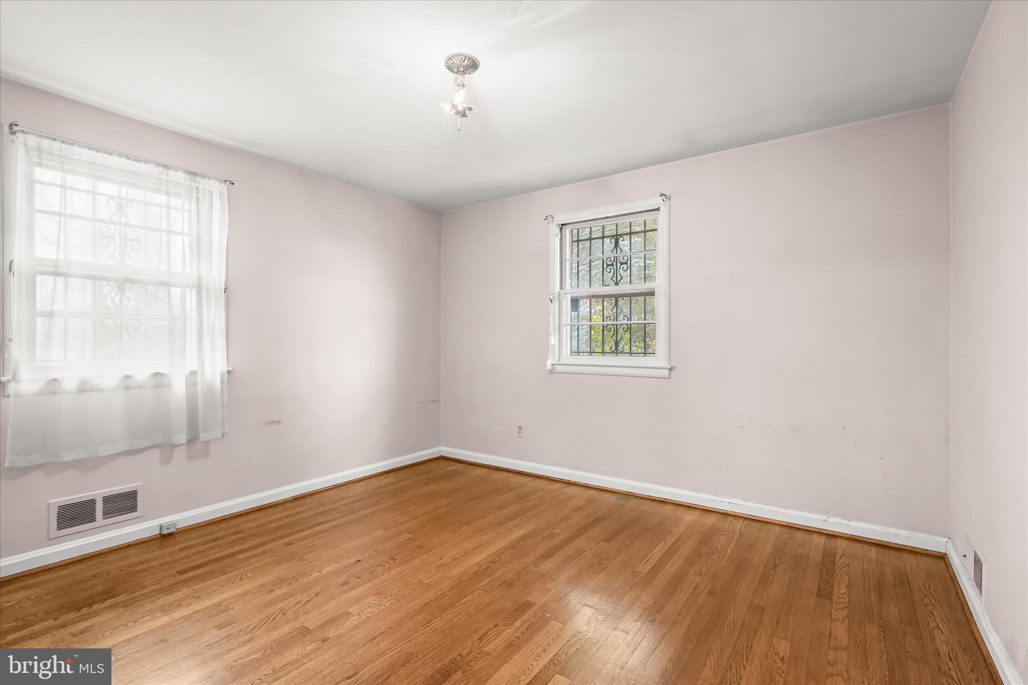 OLD SUITLAND - Residential