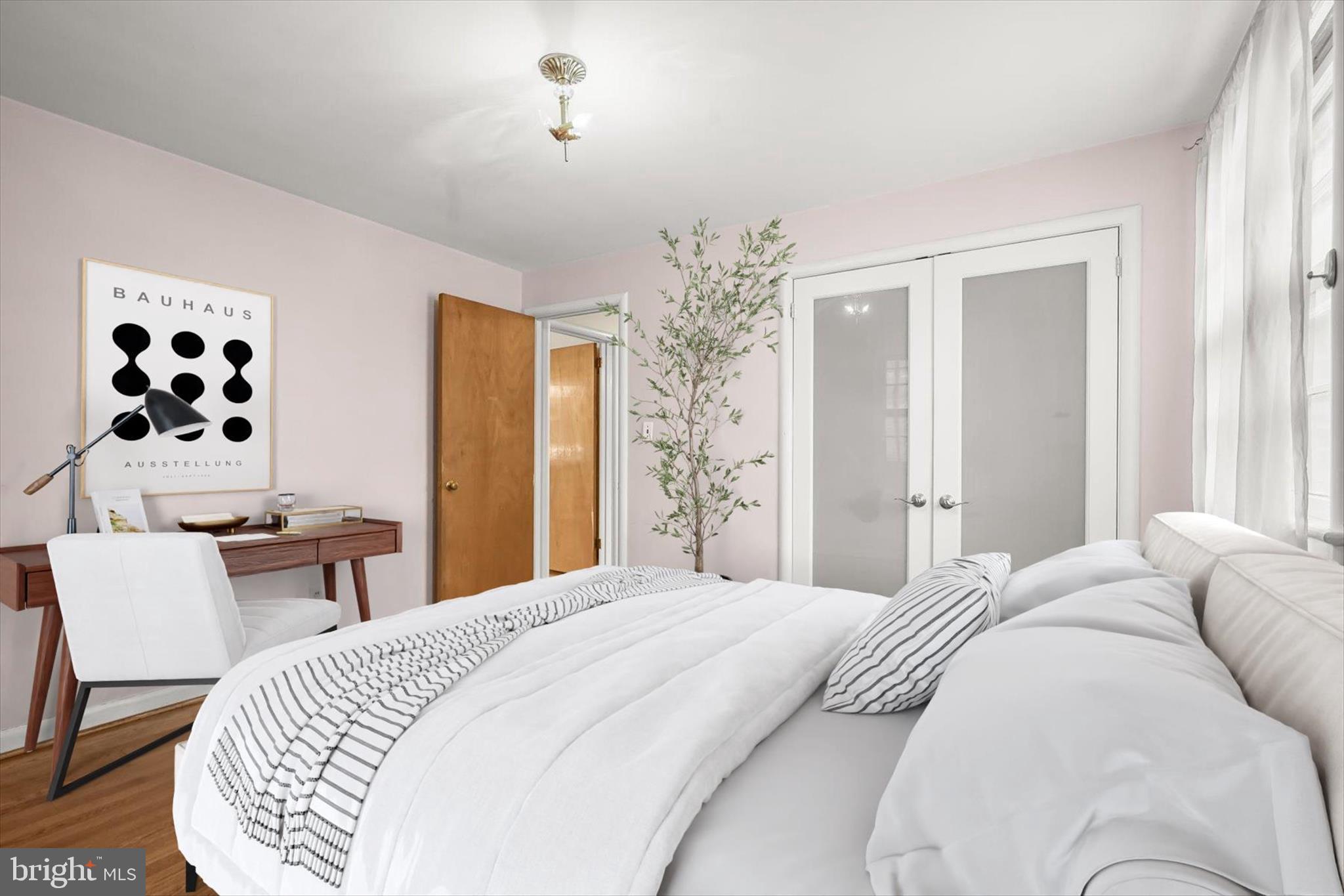 OLD SUITLAND - Residential