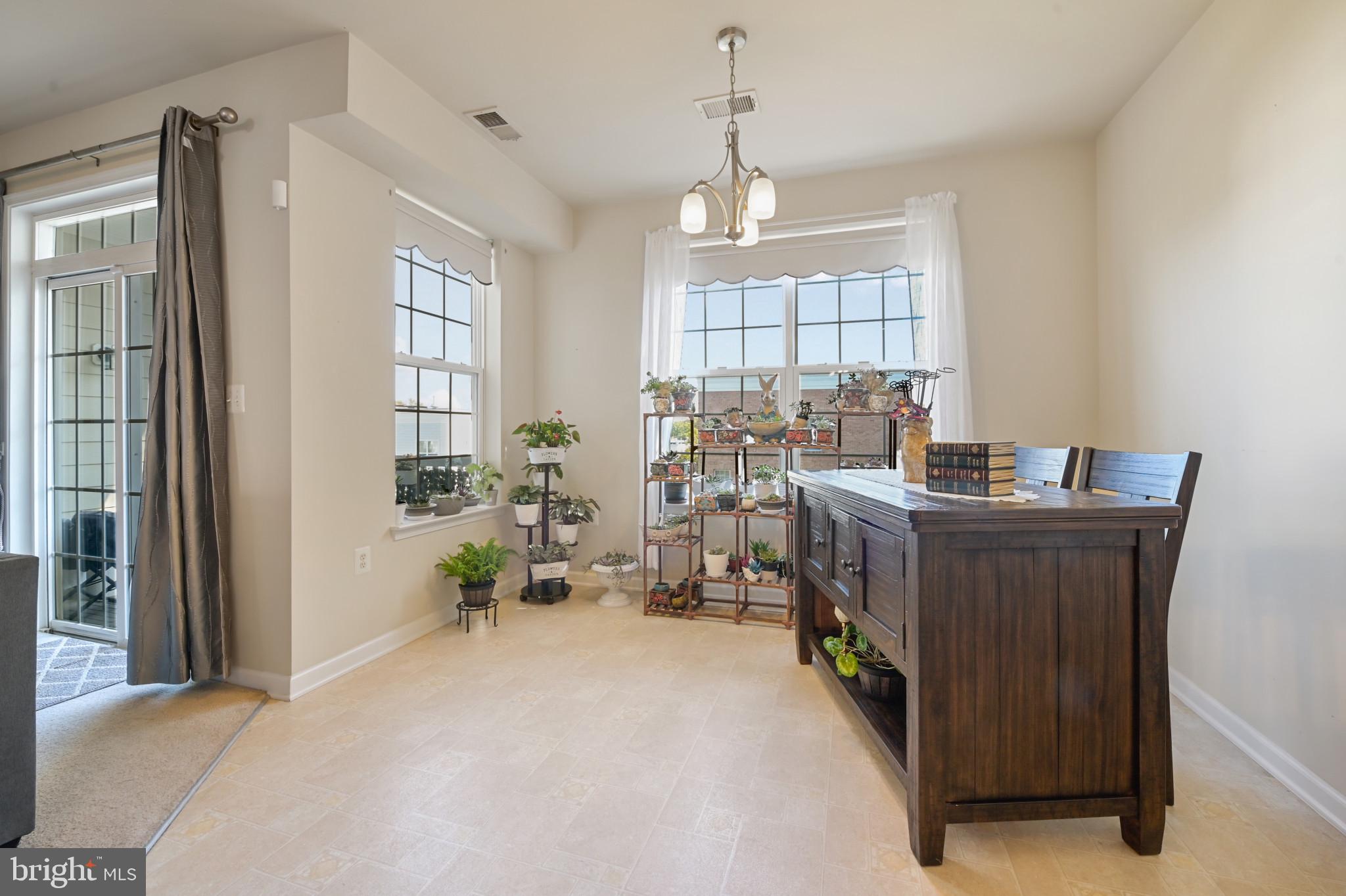 LEESBOROUGH - Residential