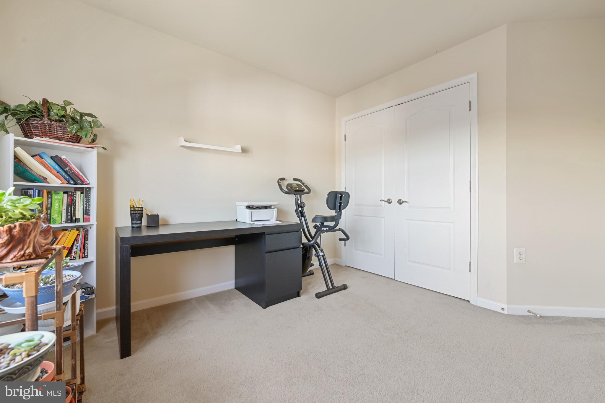 LEESBOROUGH - Residential