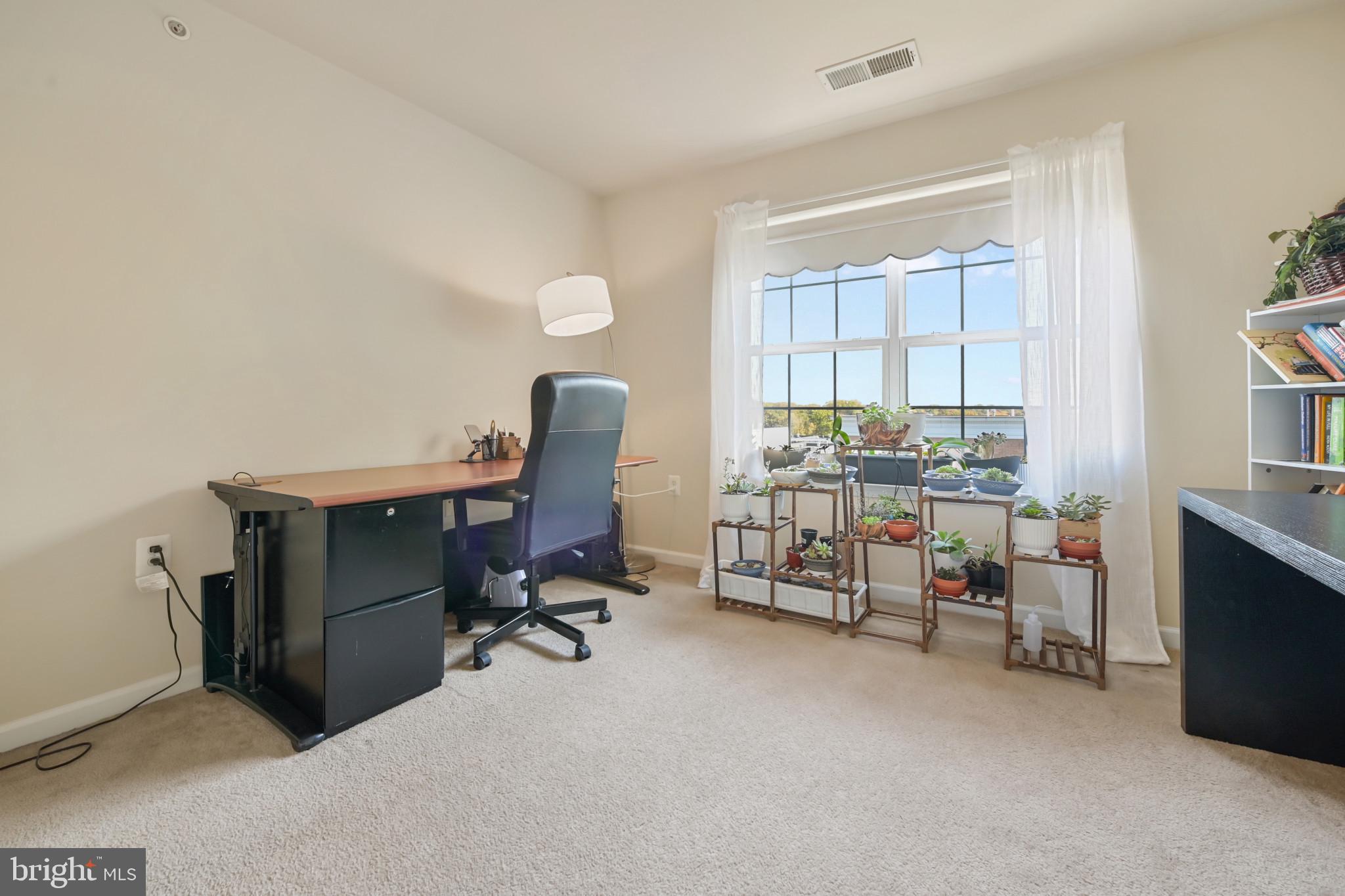 LEESBOROUGH - Residential