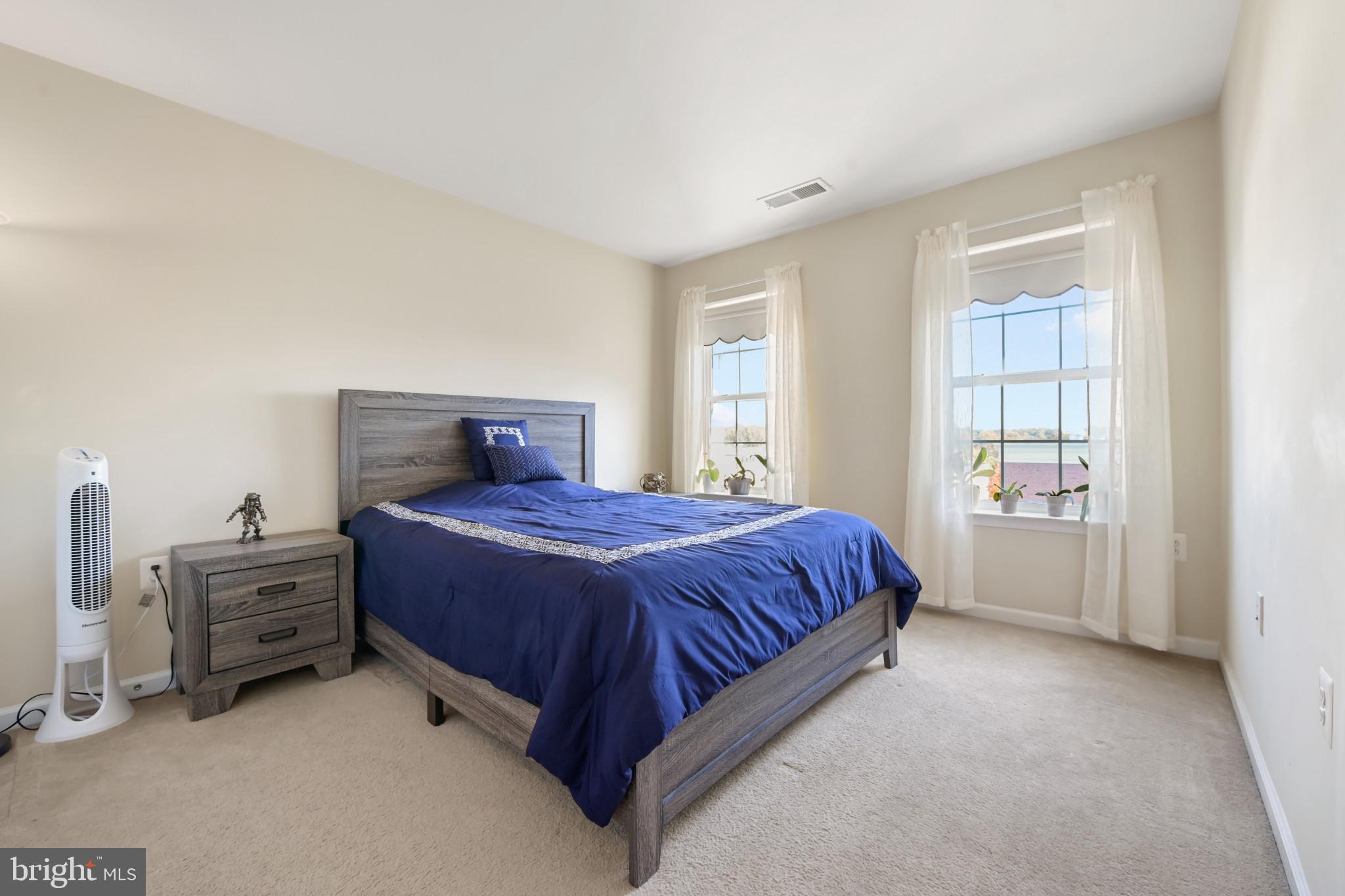 LEESBOROUGH - Residential