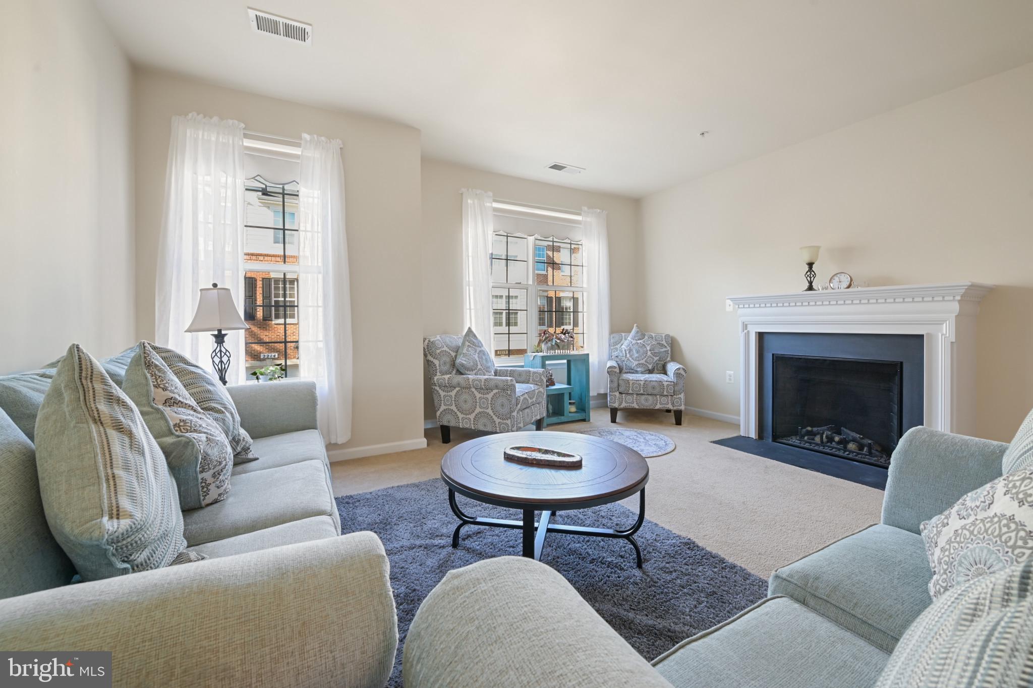 LEESBOROUGH - Residential