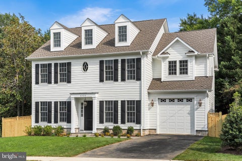 Photo of 6123 Woodmont Road, ALEXANDRIA, VA 22307 (MLS # VAFX2337350)