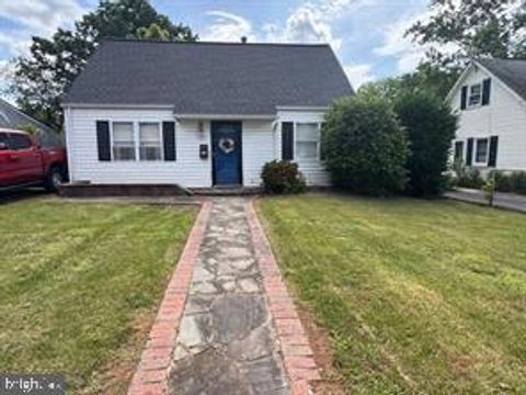 107 KENT DRIVE MANASSAS PARK VA 20111