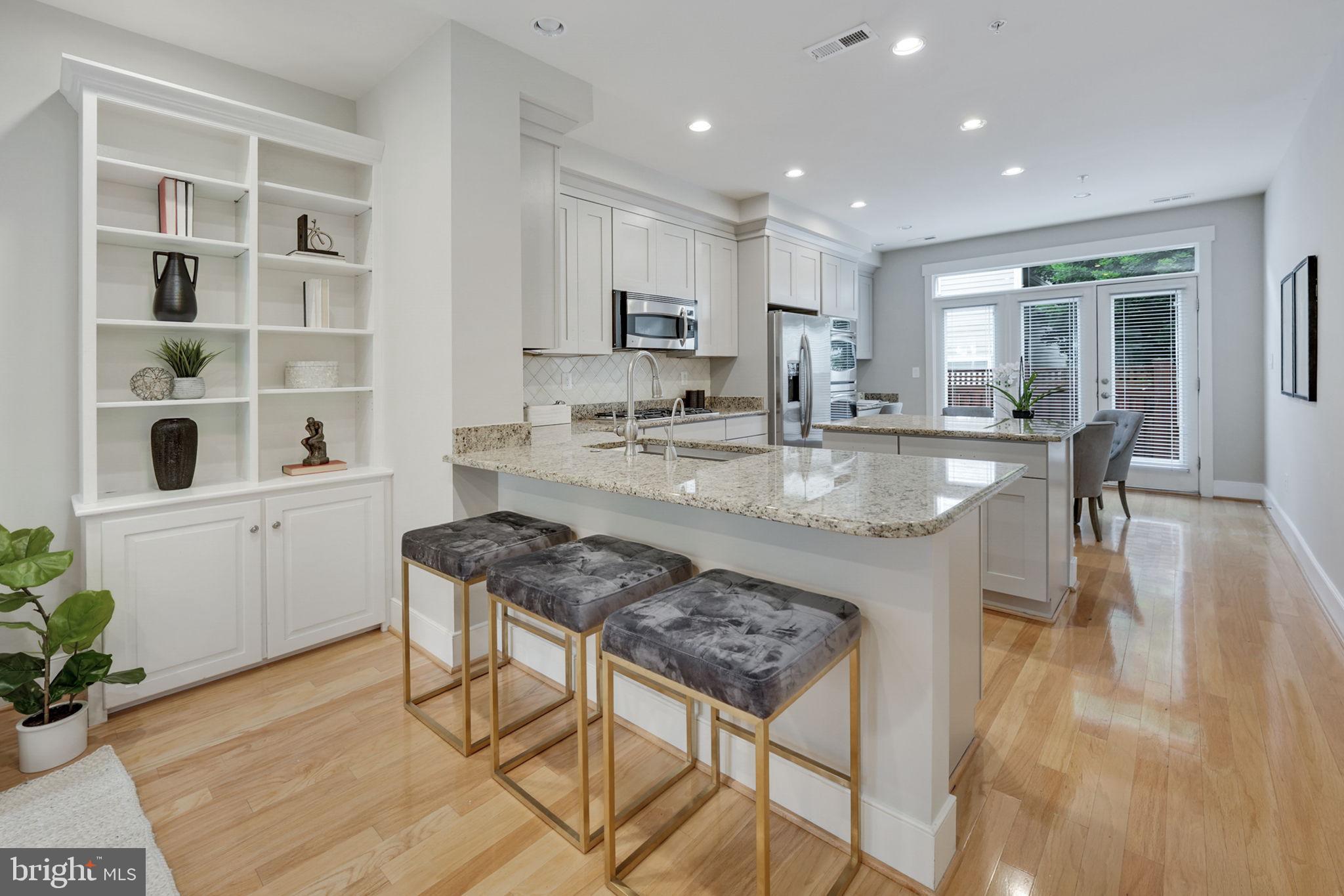 FOREST GLEN PARK - Residential