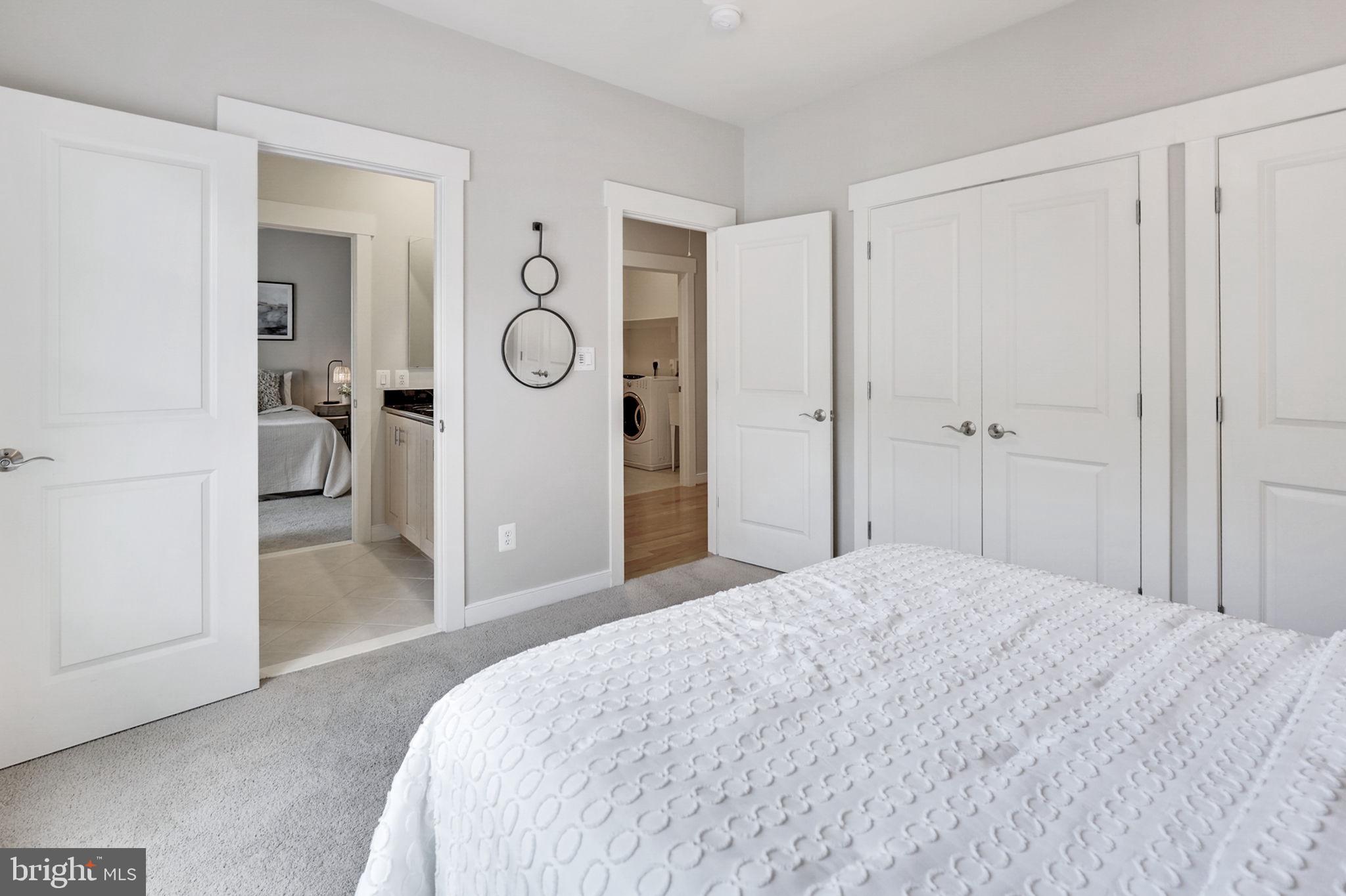 FOREST GLEN PARK - Residential