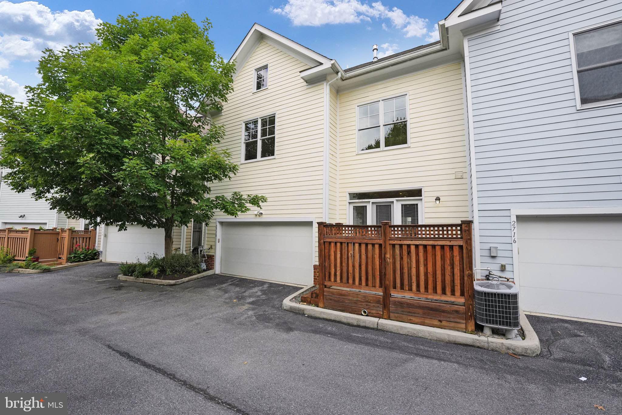 FOREST GLEN PARK - Residential