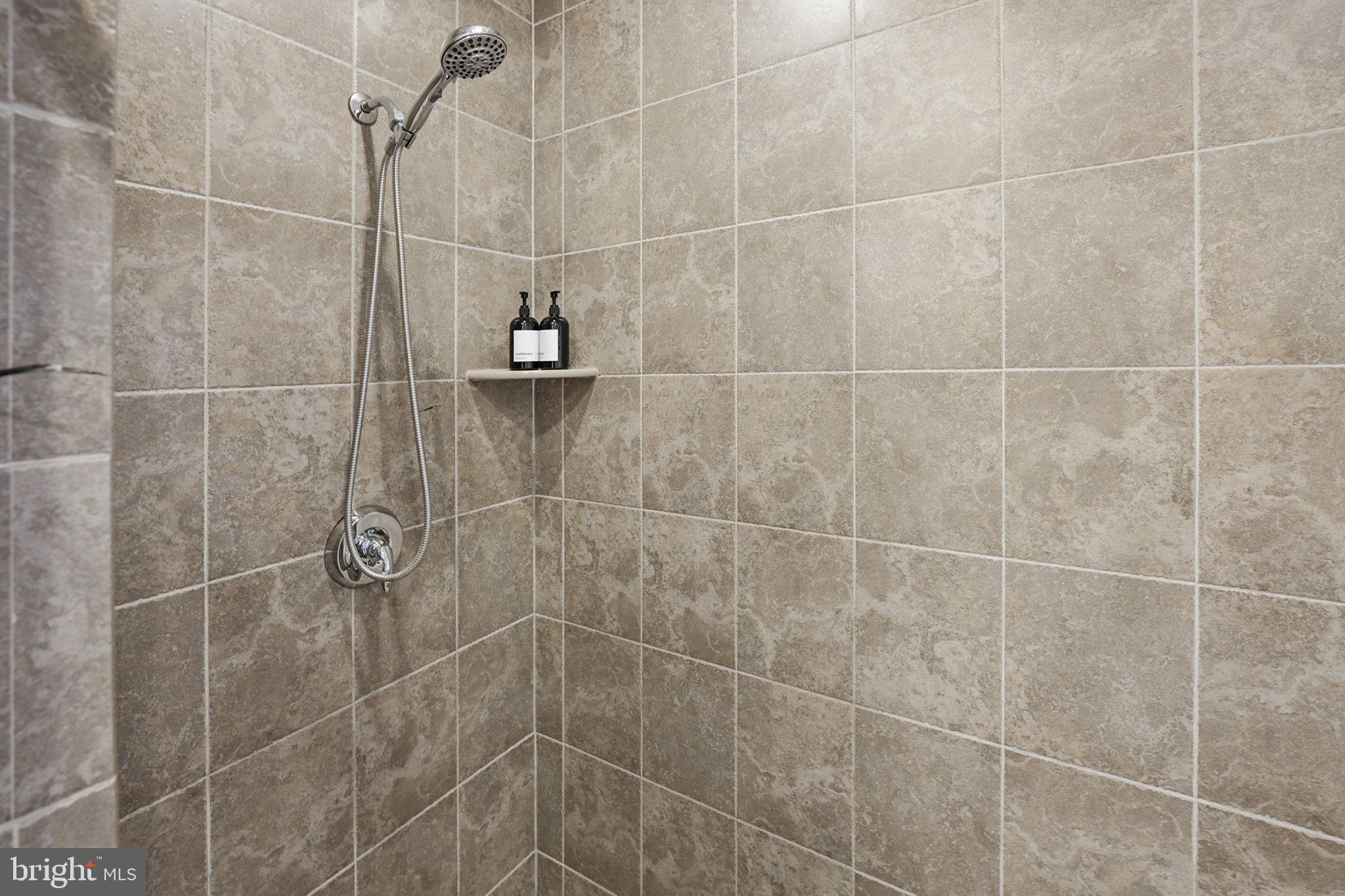 FOREST GLEN PARK - Residential