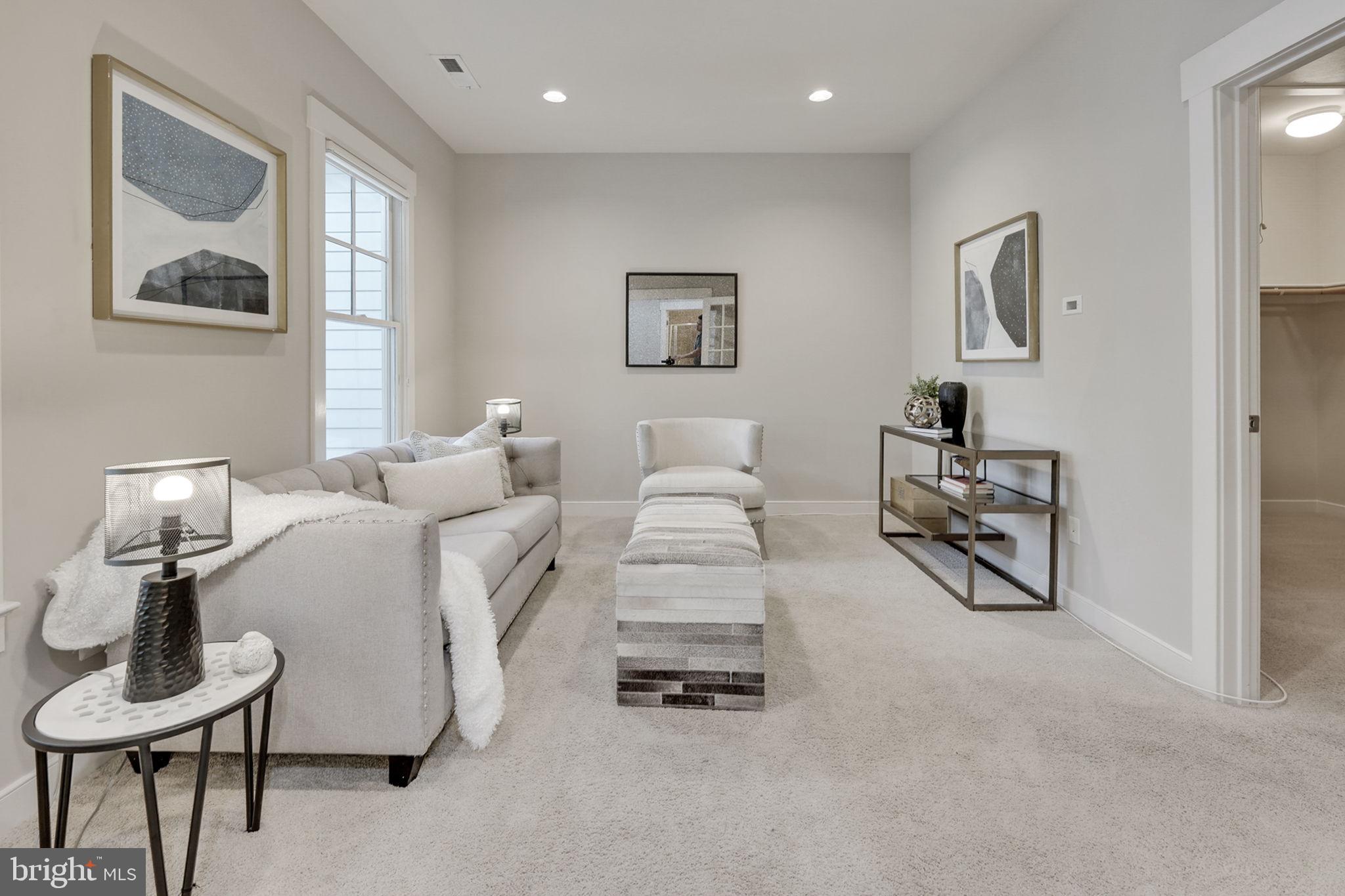 FOREST GLEN PARK - Residential