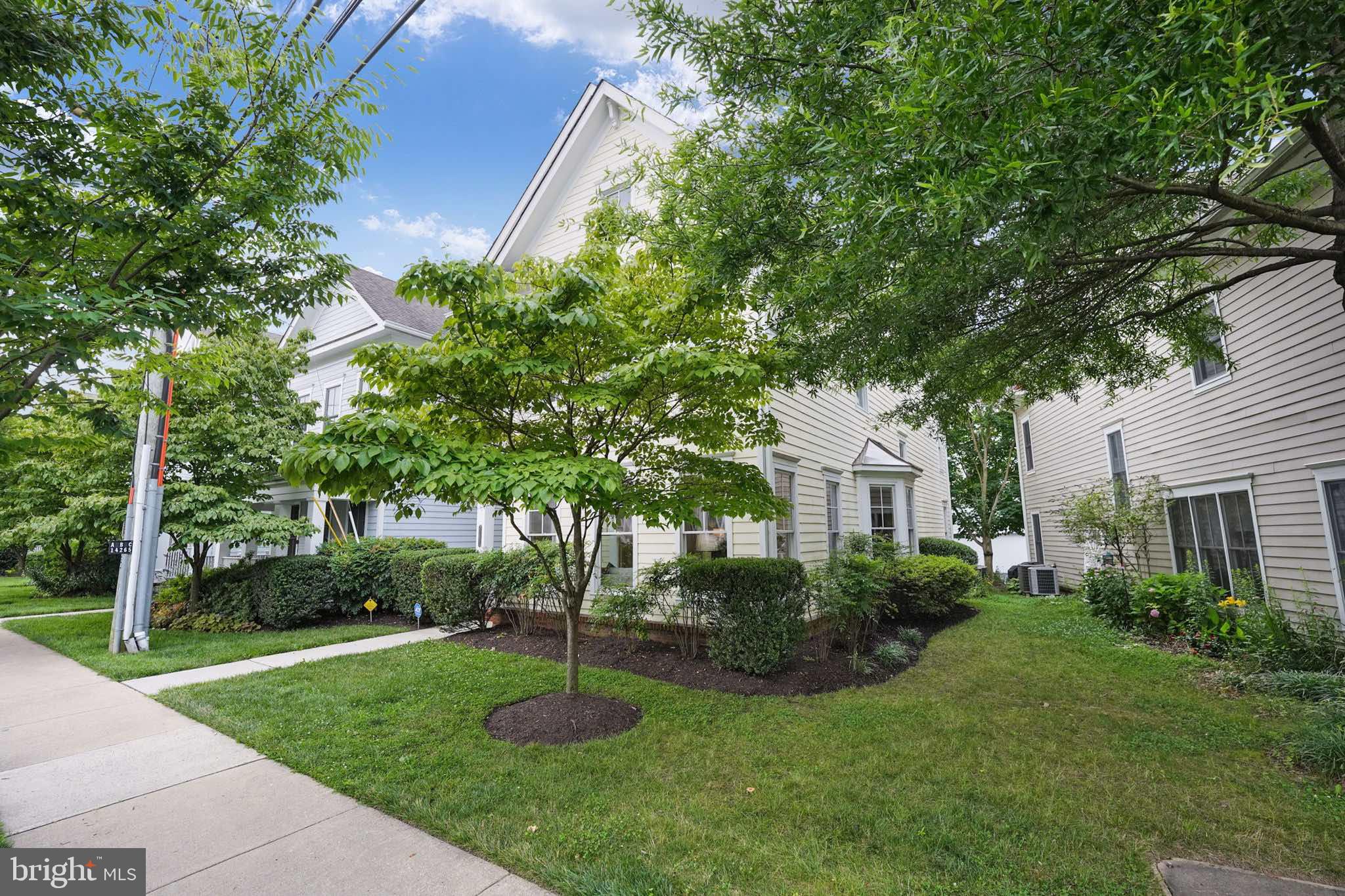 FOREST GLEN PARK - Residential