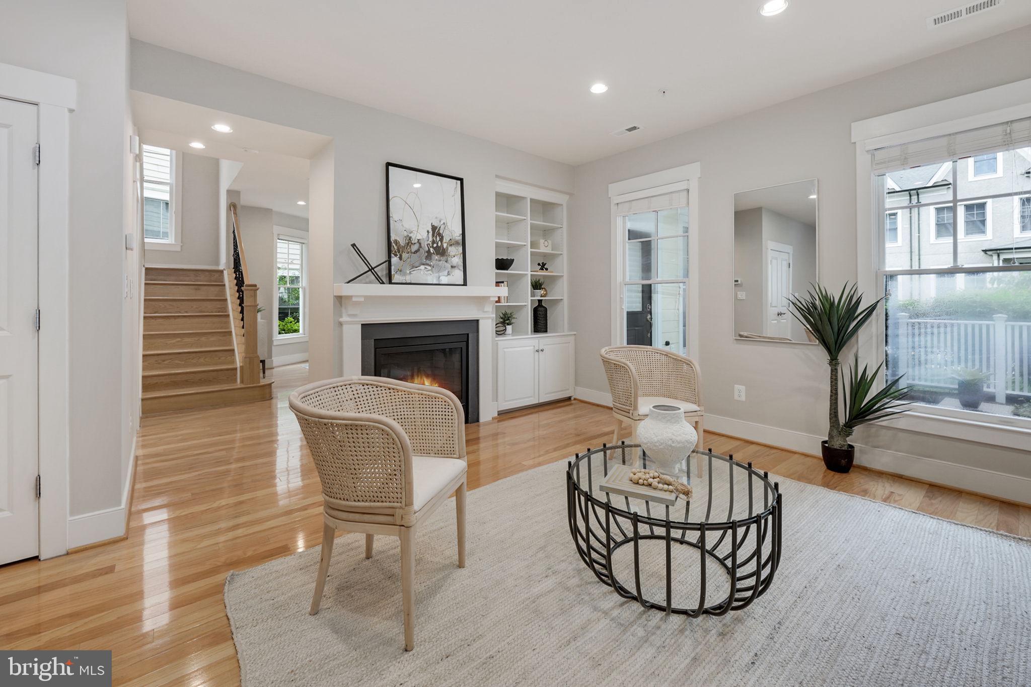 FOREST GLEN PARK - Residential