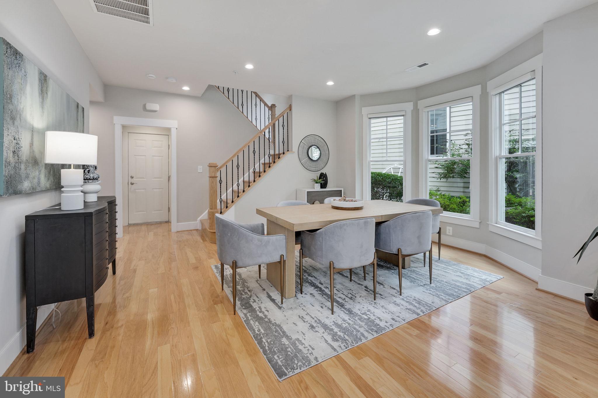 FOREST GLEN PARK - Residential