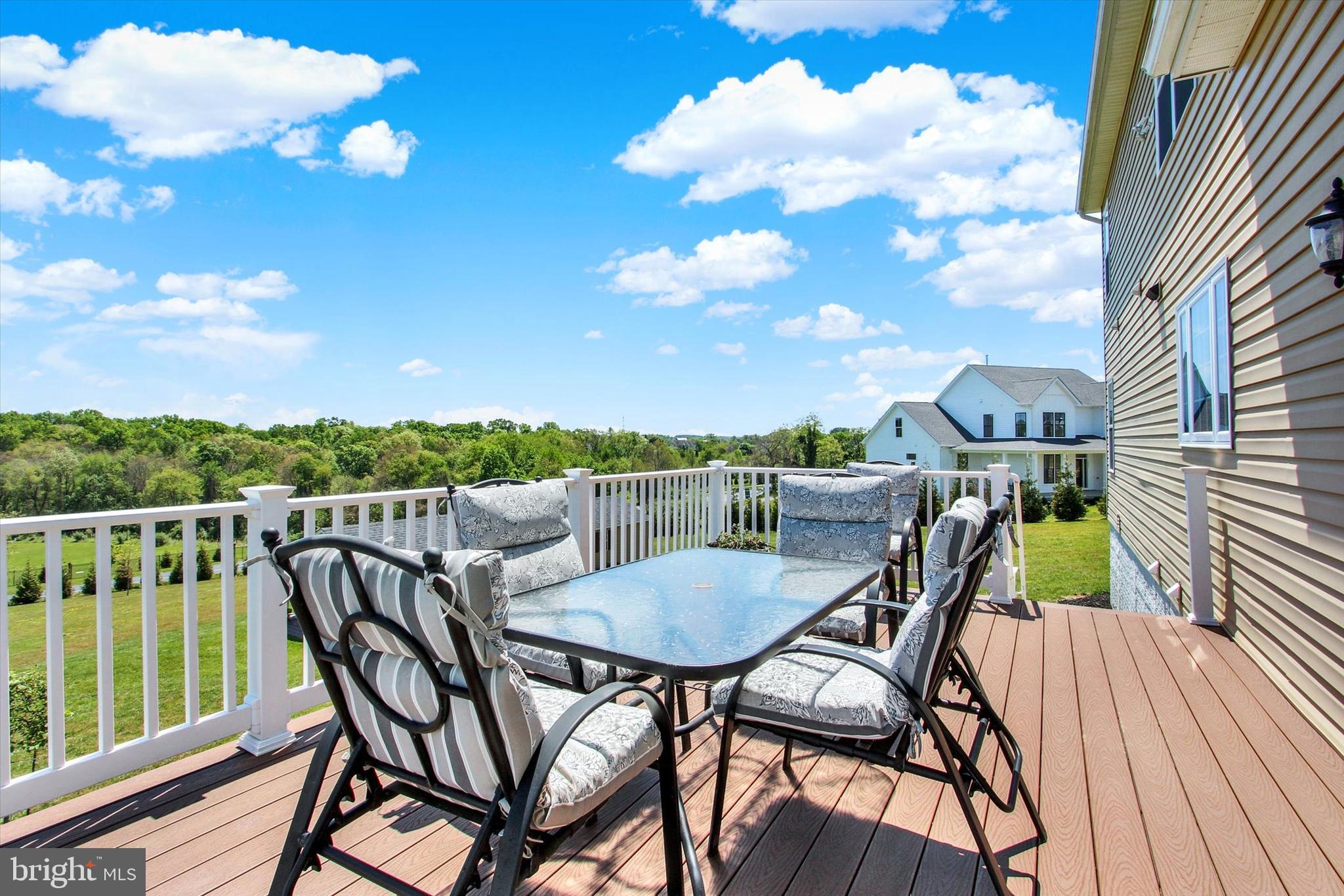 CLOVER HILL - Residential