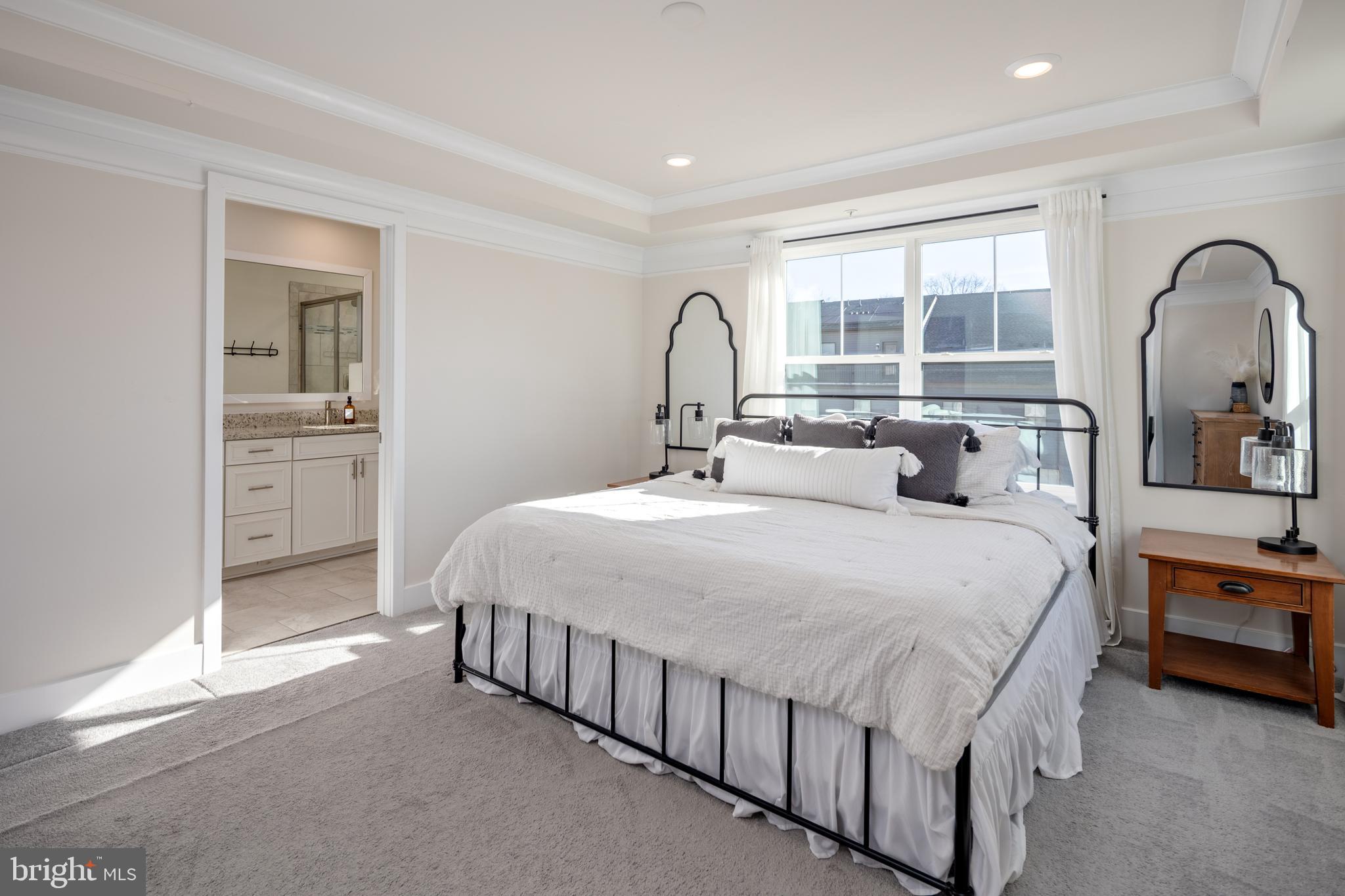 TANYARD SHORES - Residential