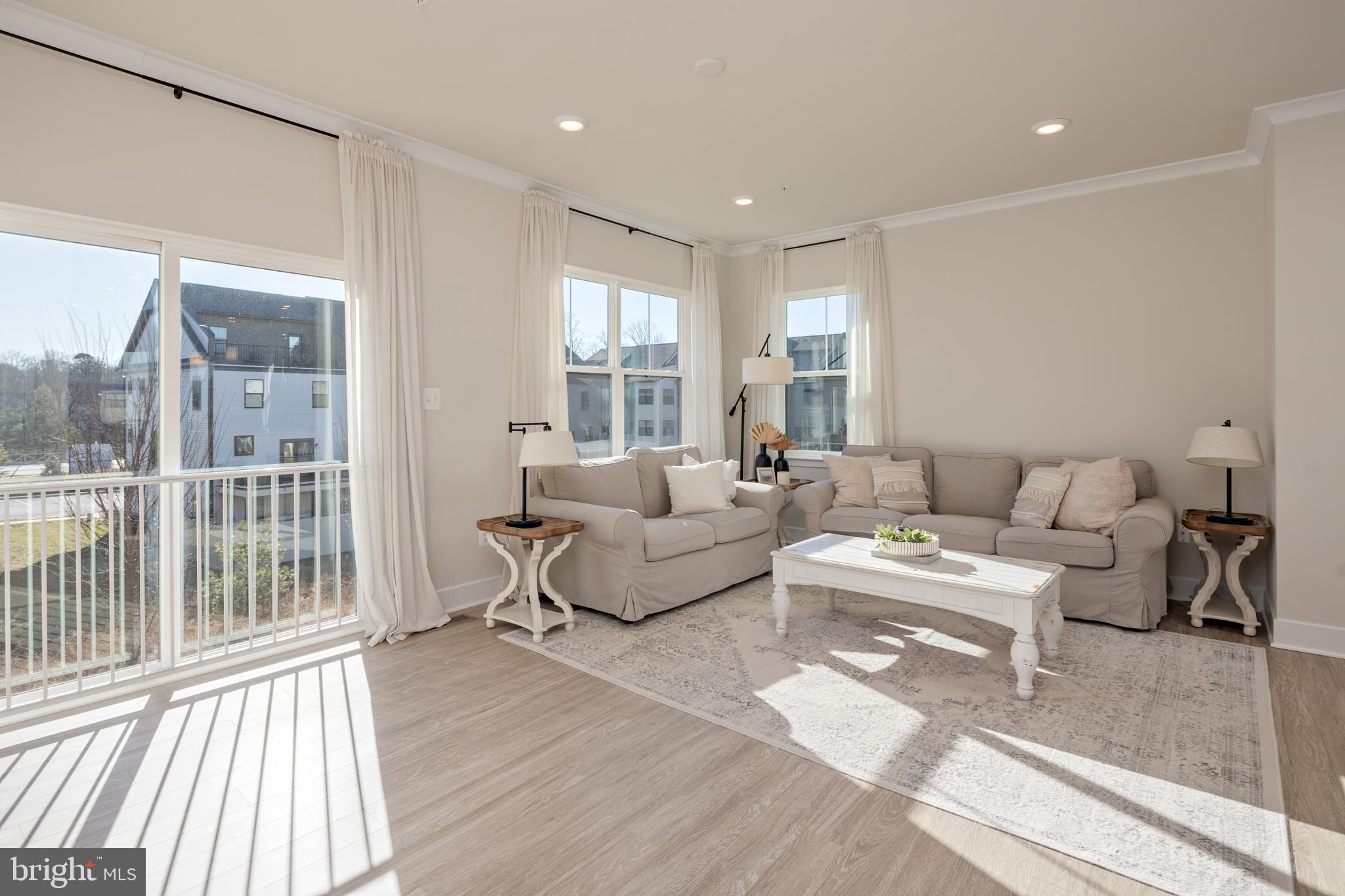 TANYARD SHORES - Residential