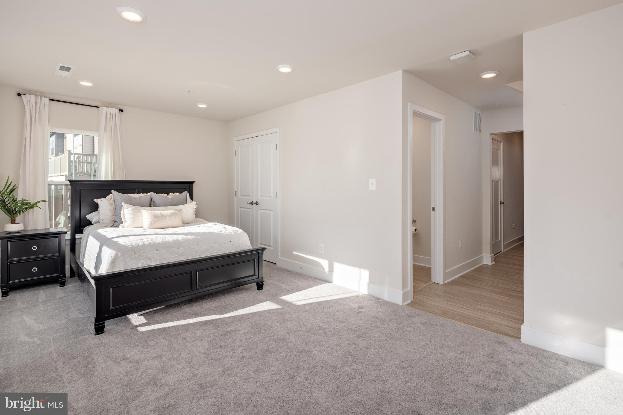 TANYARD SHORES - Residential