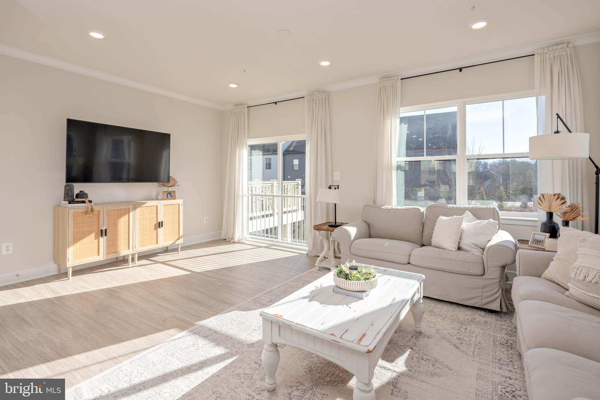 TANYARD SHORES - Residential