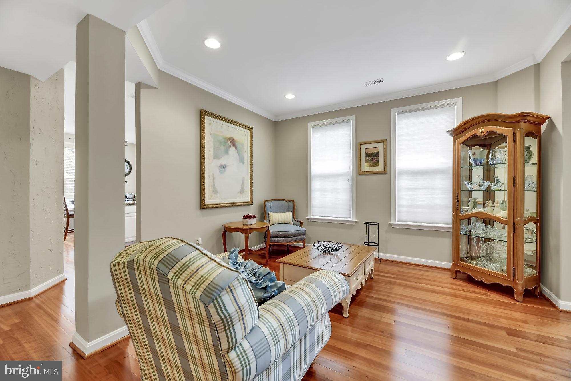 GREY ROCK VILLAS - Residential