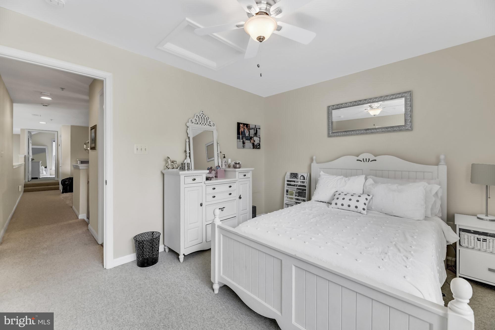 GREY ROCK VILLAS - Residential