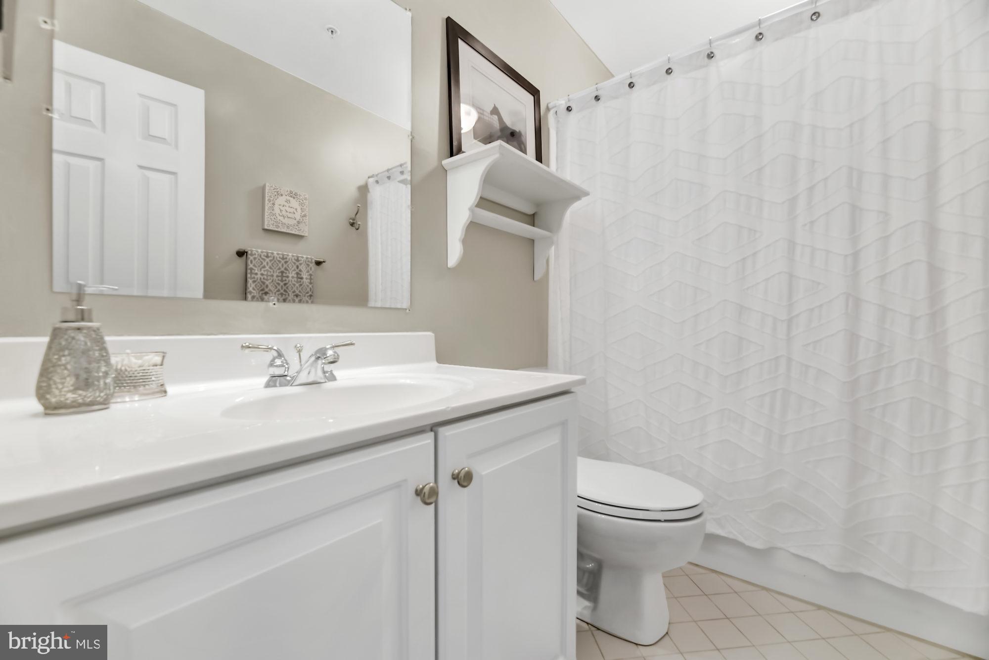 GREY ROCK VILLAS - Residential