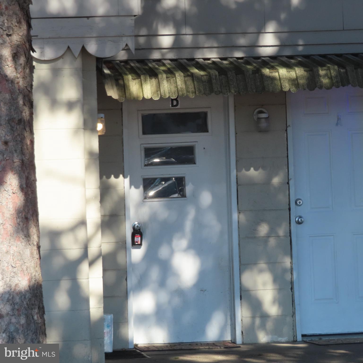 11601 BUCHANAN TRAIL EAST B