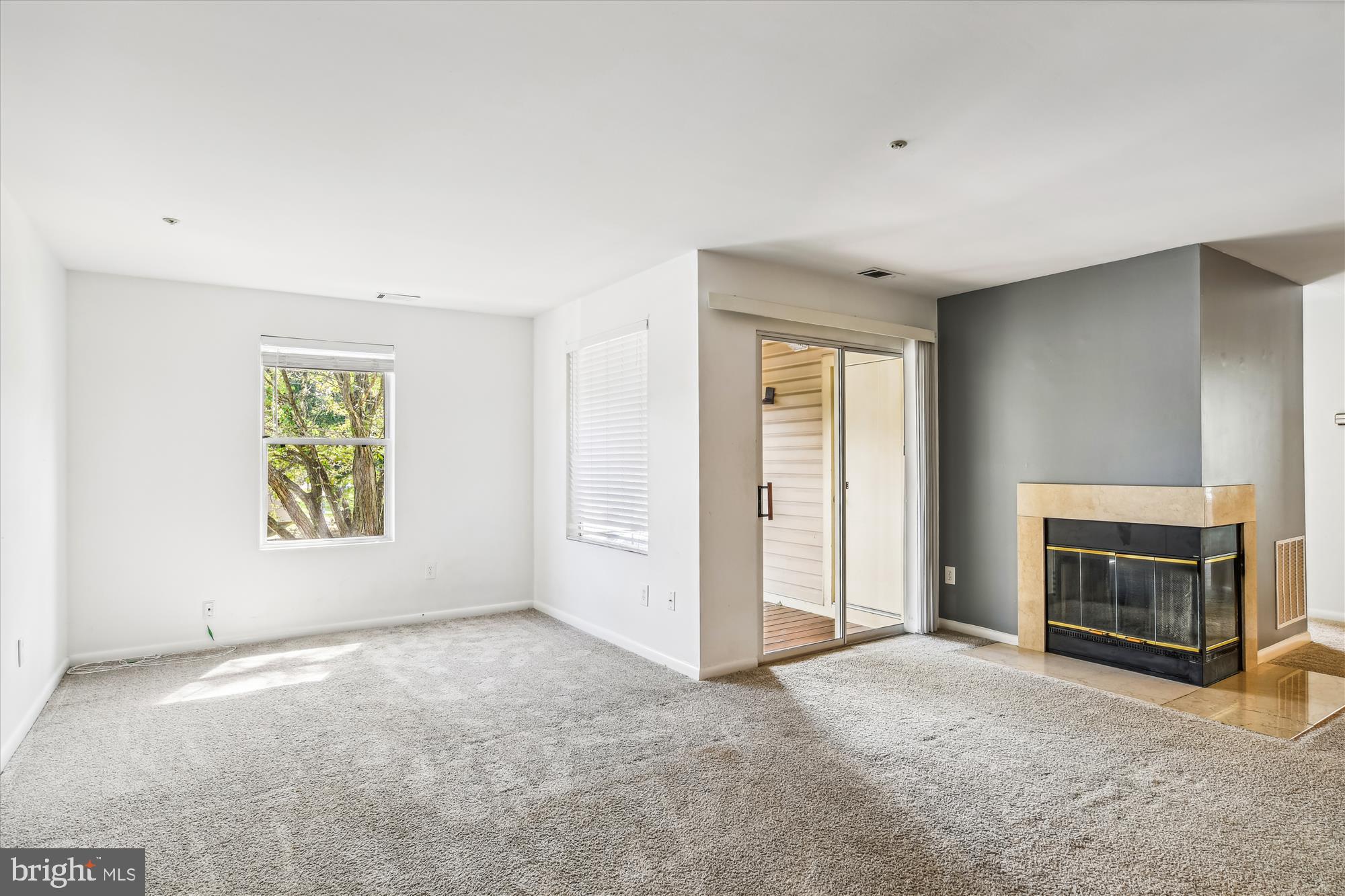 ANNAPOLIS OVERLOOK - Residential