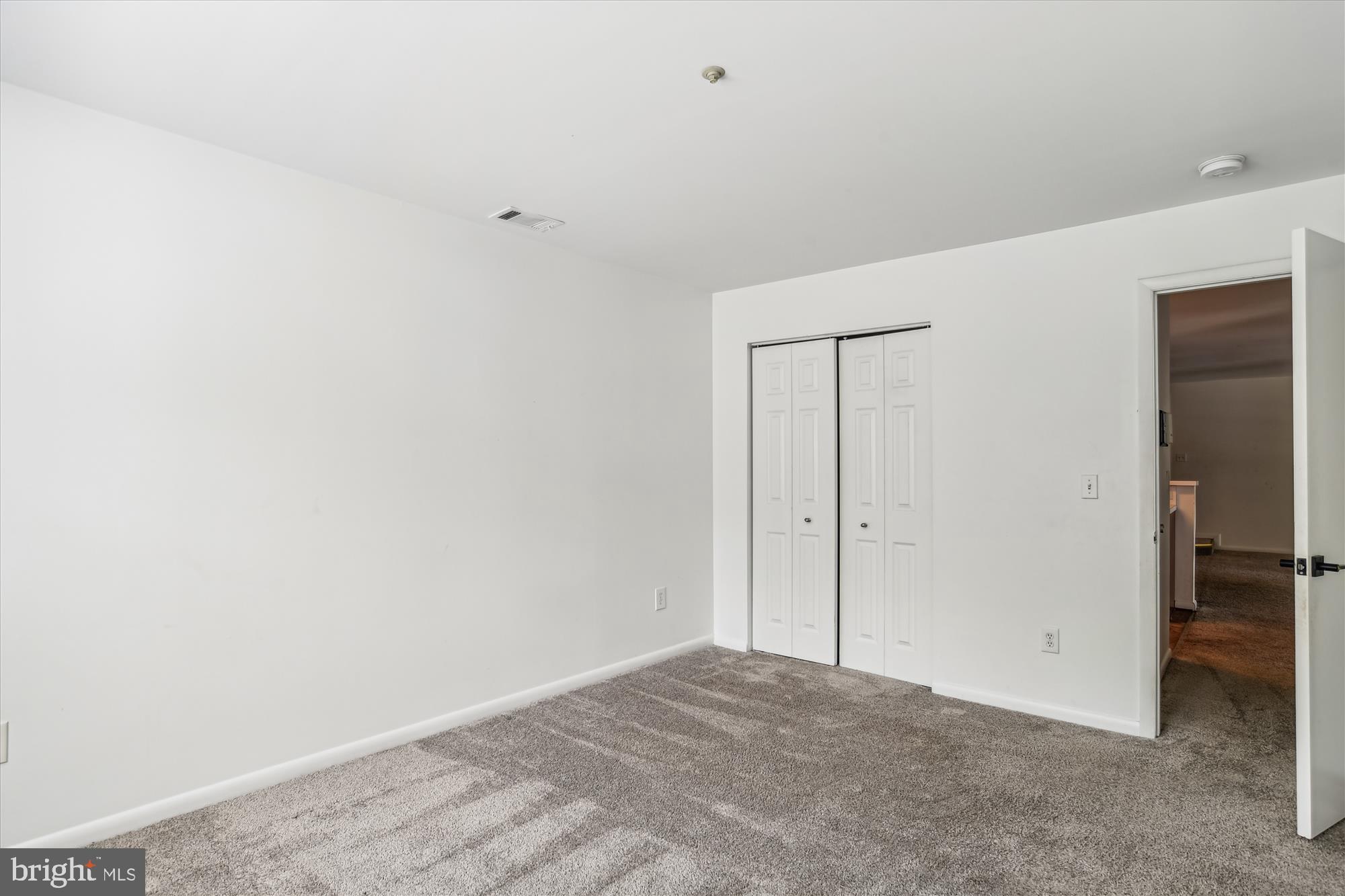 ANNAPOLIS OVERLOOK - Residential