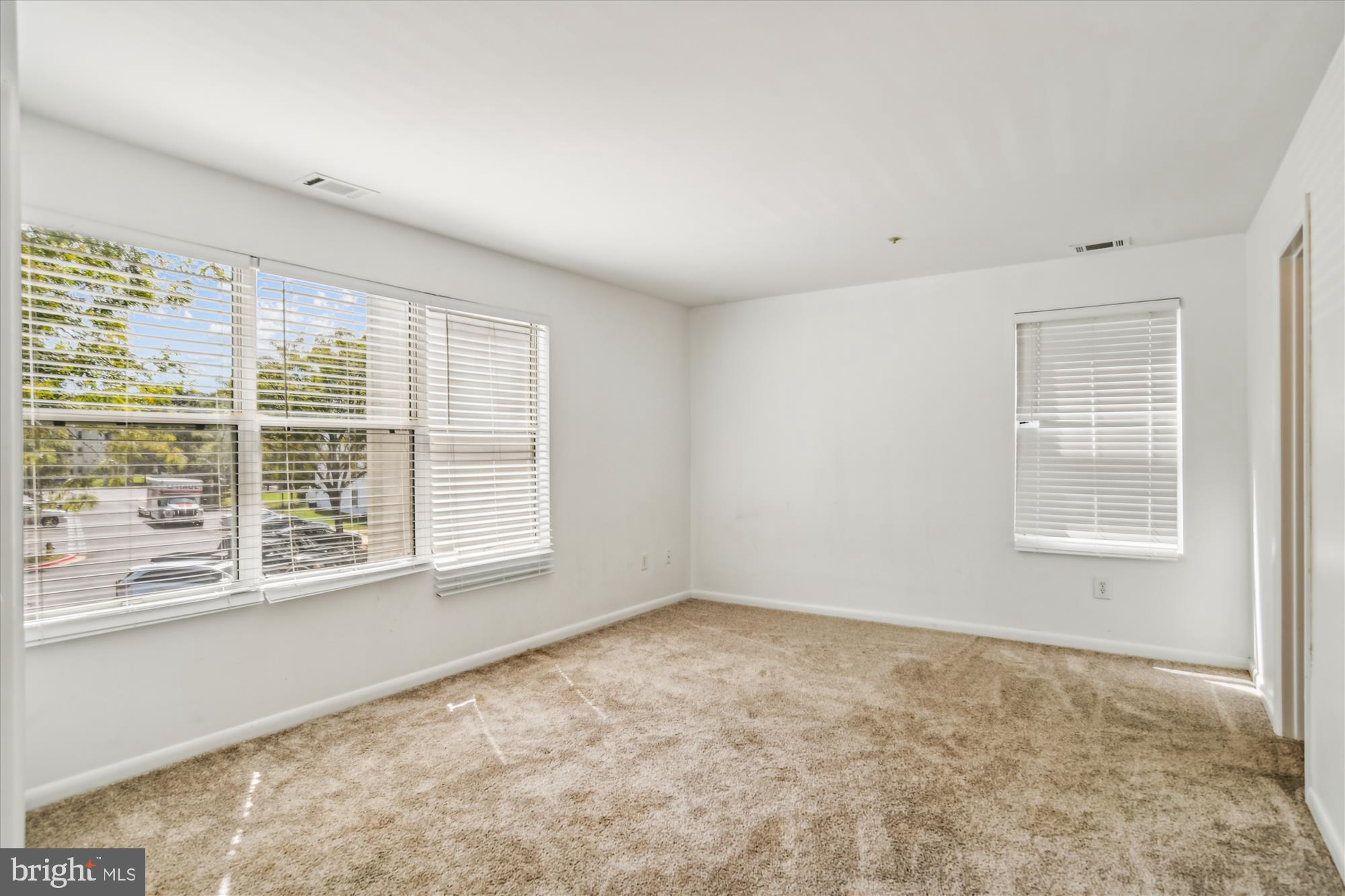 ANNAPOLIS OVERLOOK - Residential