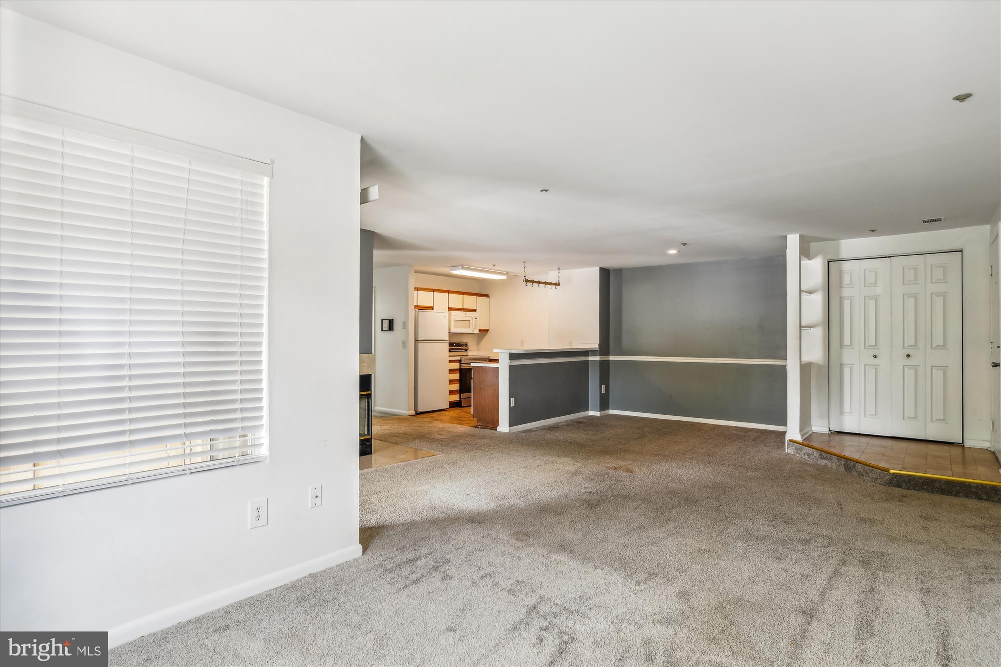 ANNAPOLIS OVERLOOK - Residential