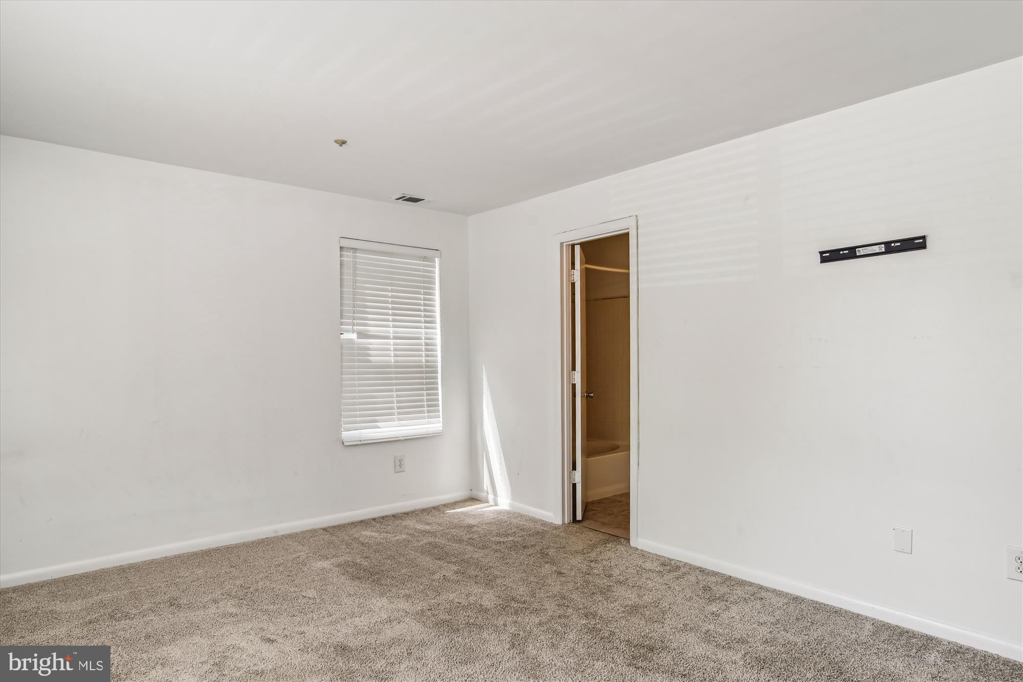 ANNAPOLIS OVERLOOK - Residential