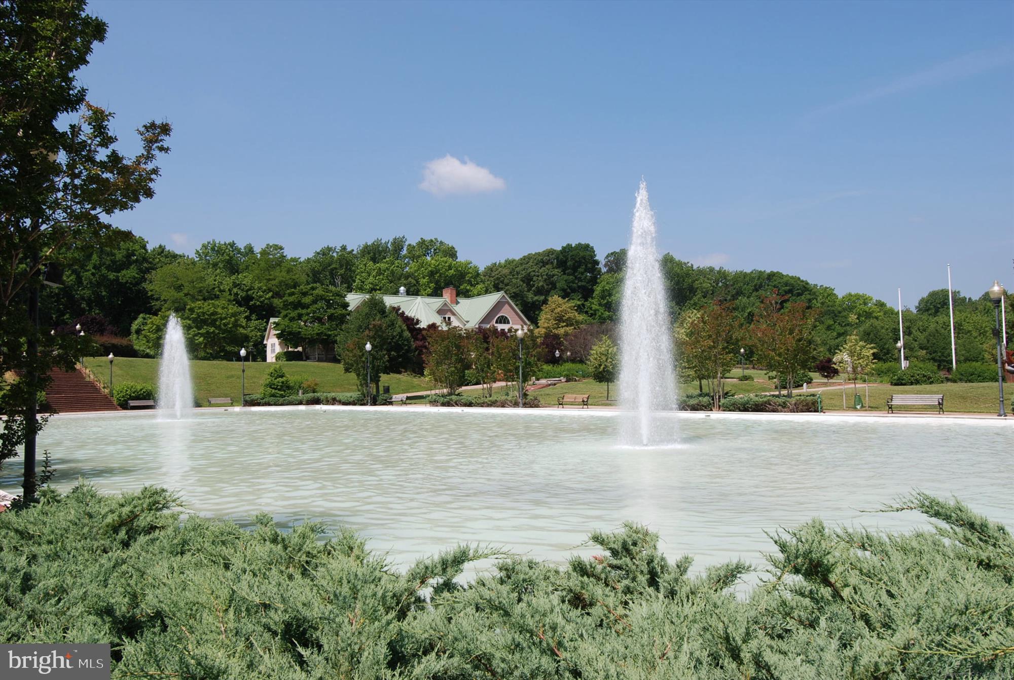 ANNAPOLIS OVERLOOK - Residential