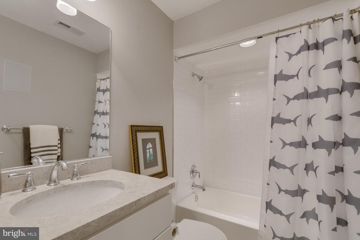 CANTON - Residential Lease