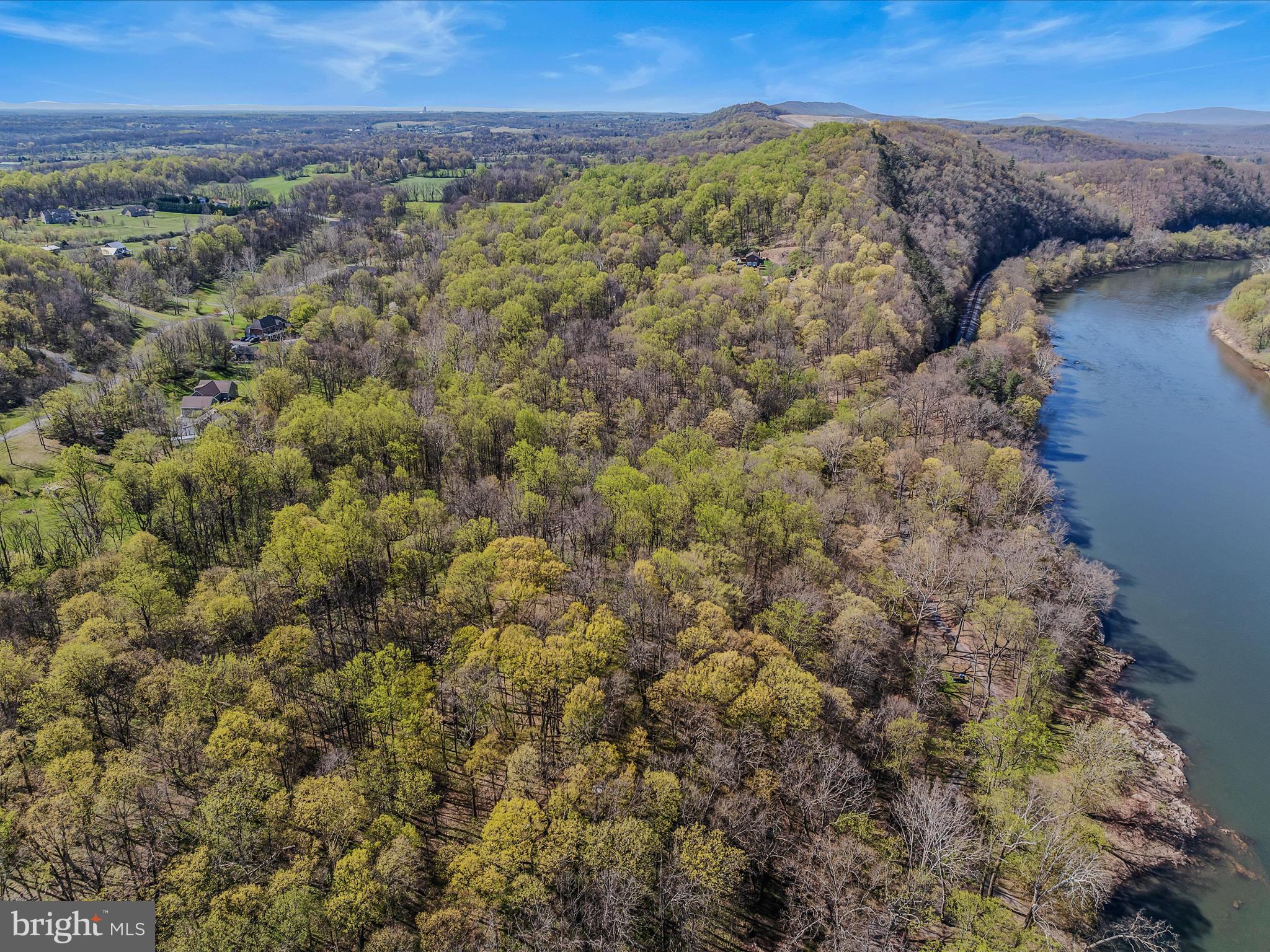 CROSSINGS ON THE POTOMAC - Residential