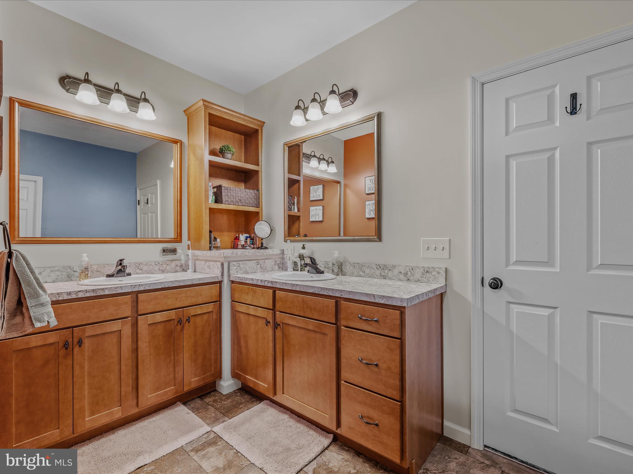 CROSSINGS ON THE POTOMAC - Residential