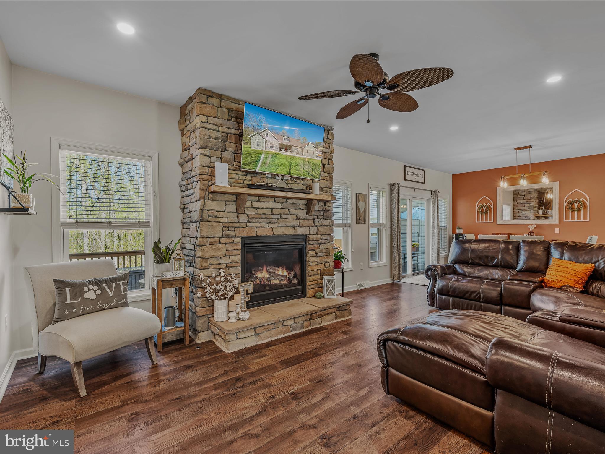 CROSSINGS ON THE POTOMAC - Residential