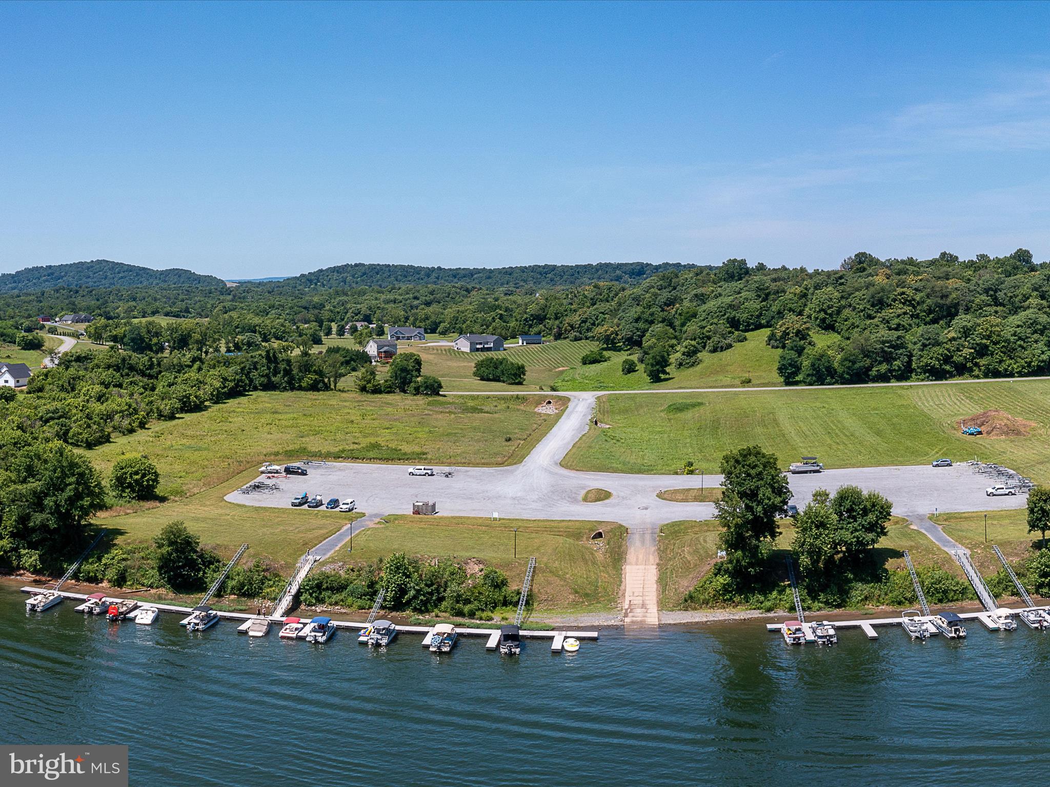 CROSSINGS ON THE POTOMAC - Residential