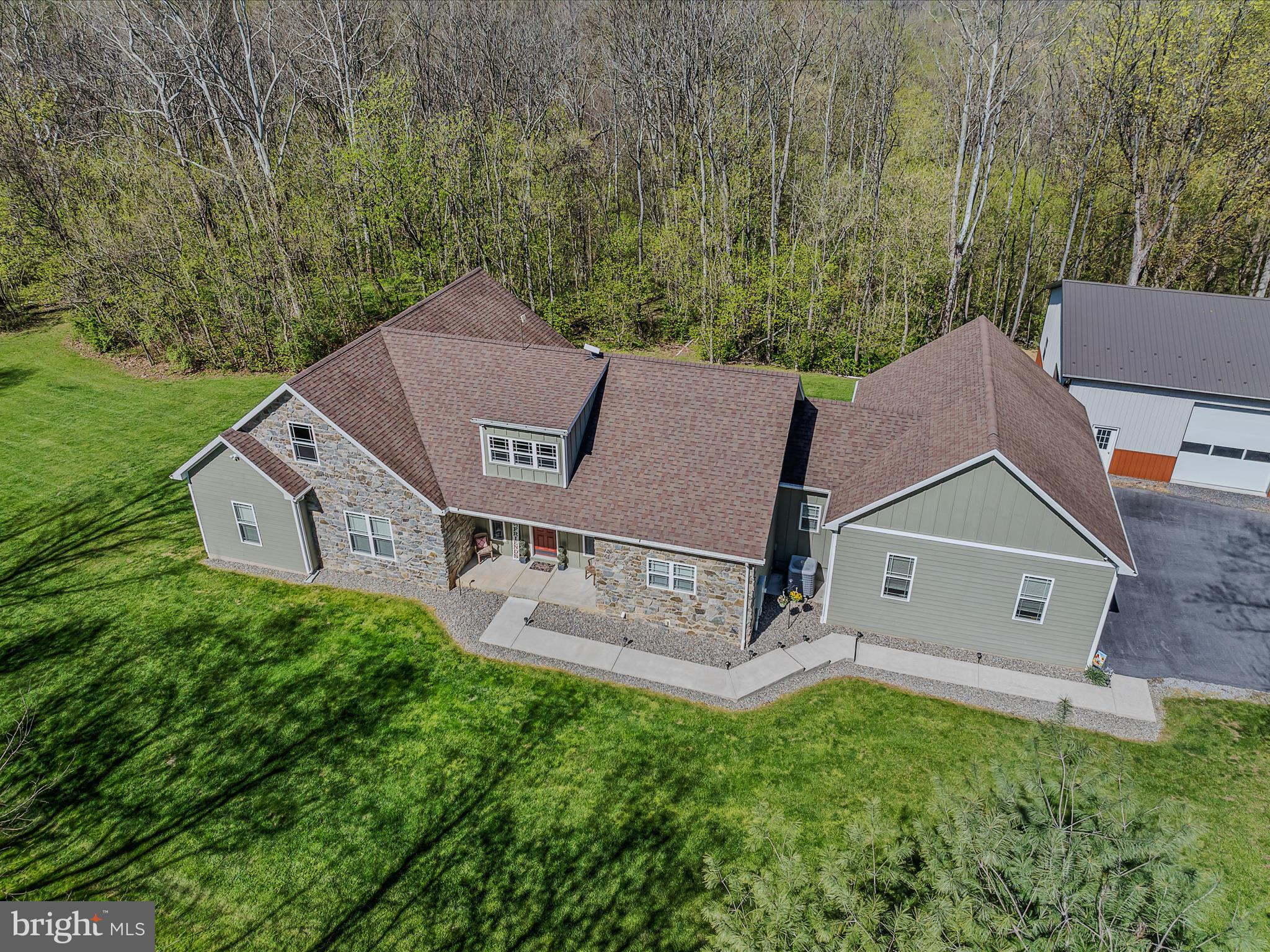 CROSSINGS ON THE POTOMAC - Residential