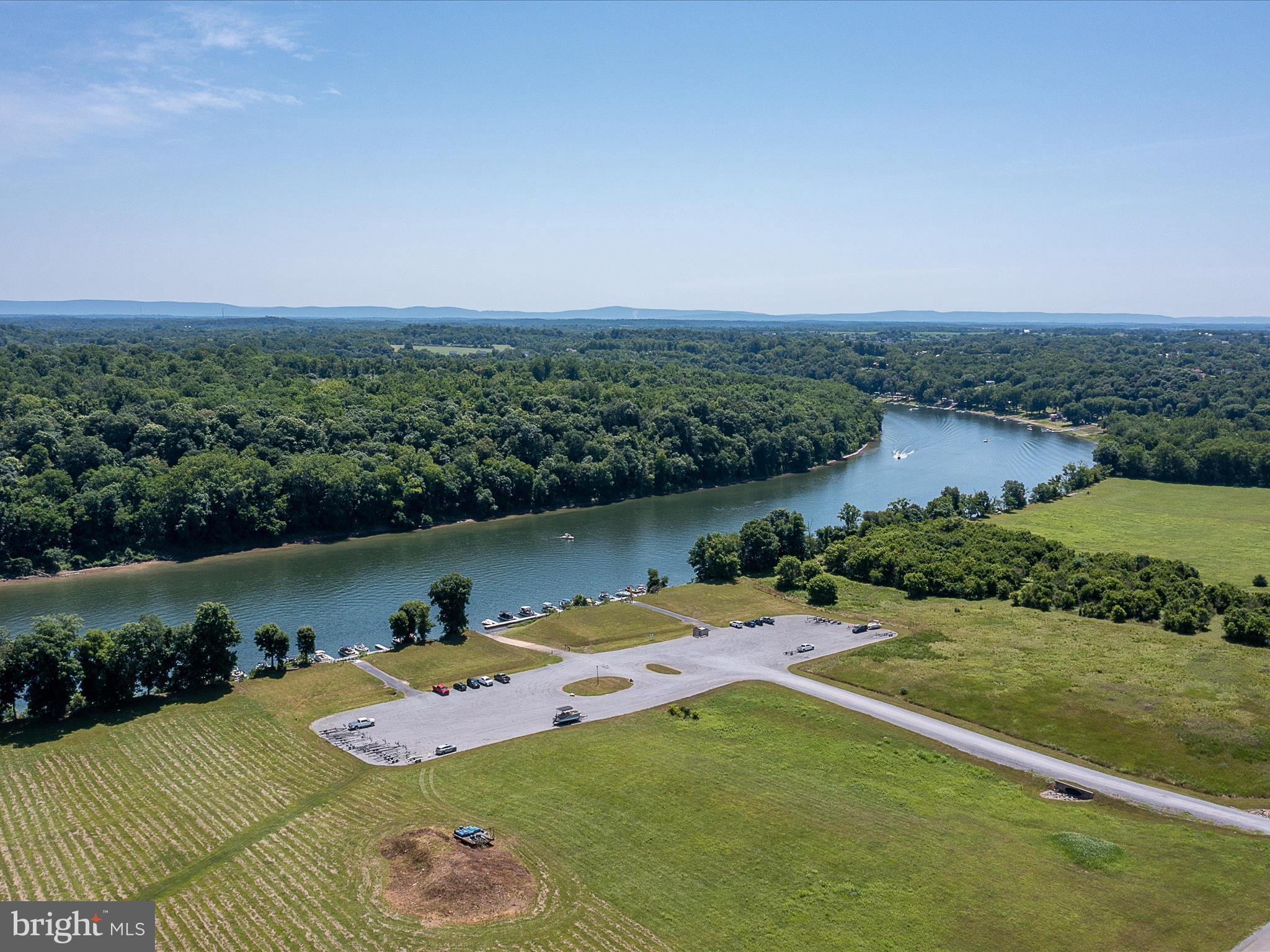 CROSSINGS ON THE POTOMAC - Residential