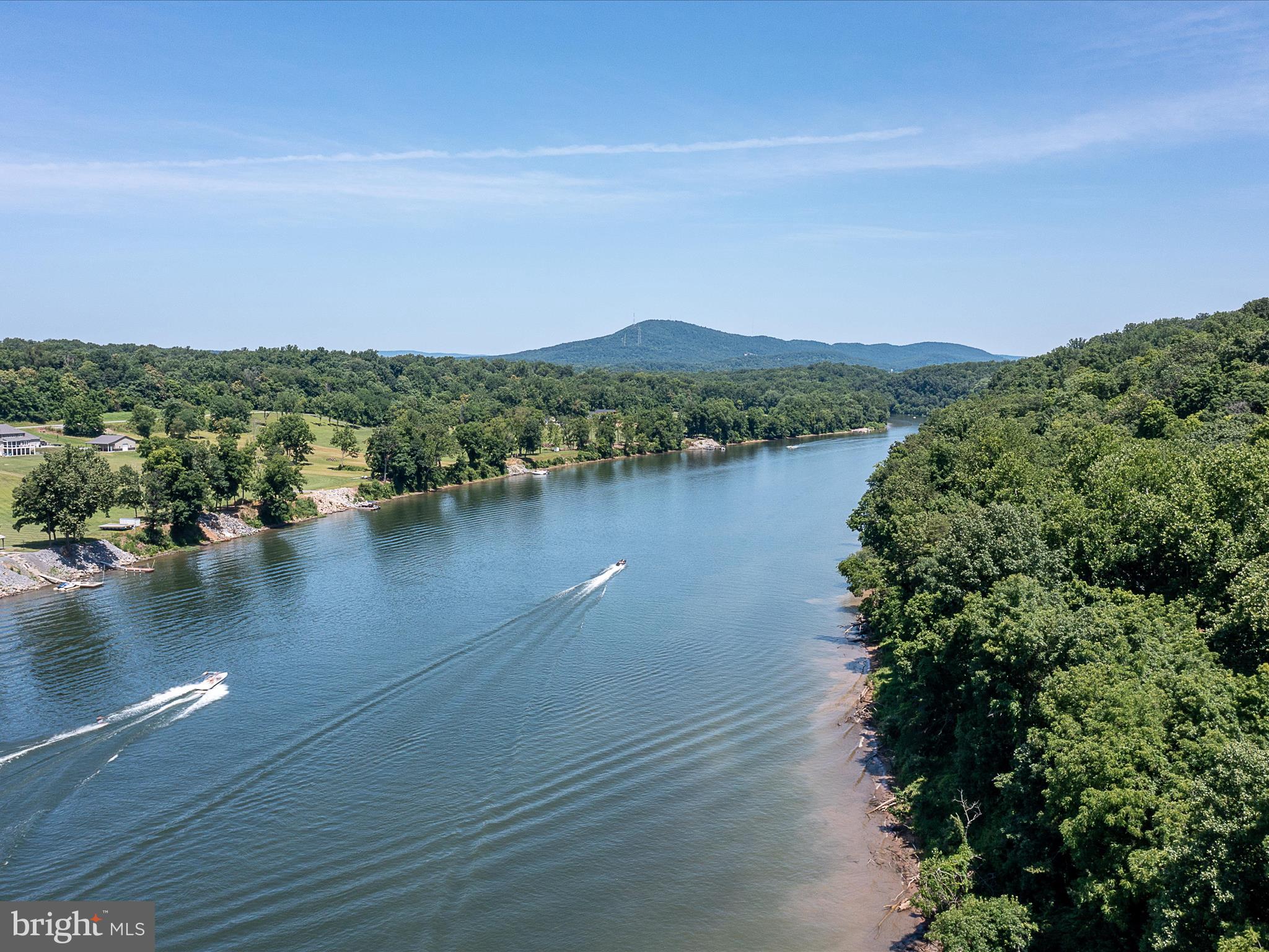 CROSSINGS ON THE POTOMAC - Residential