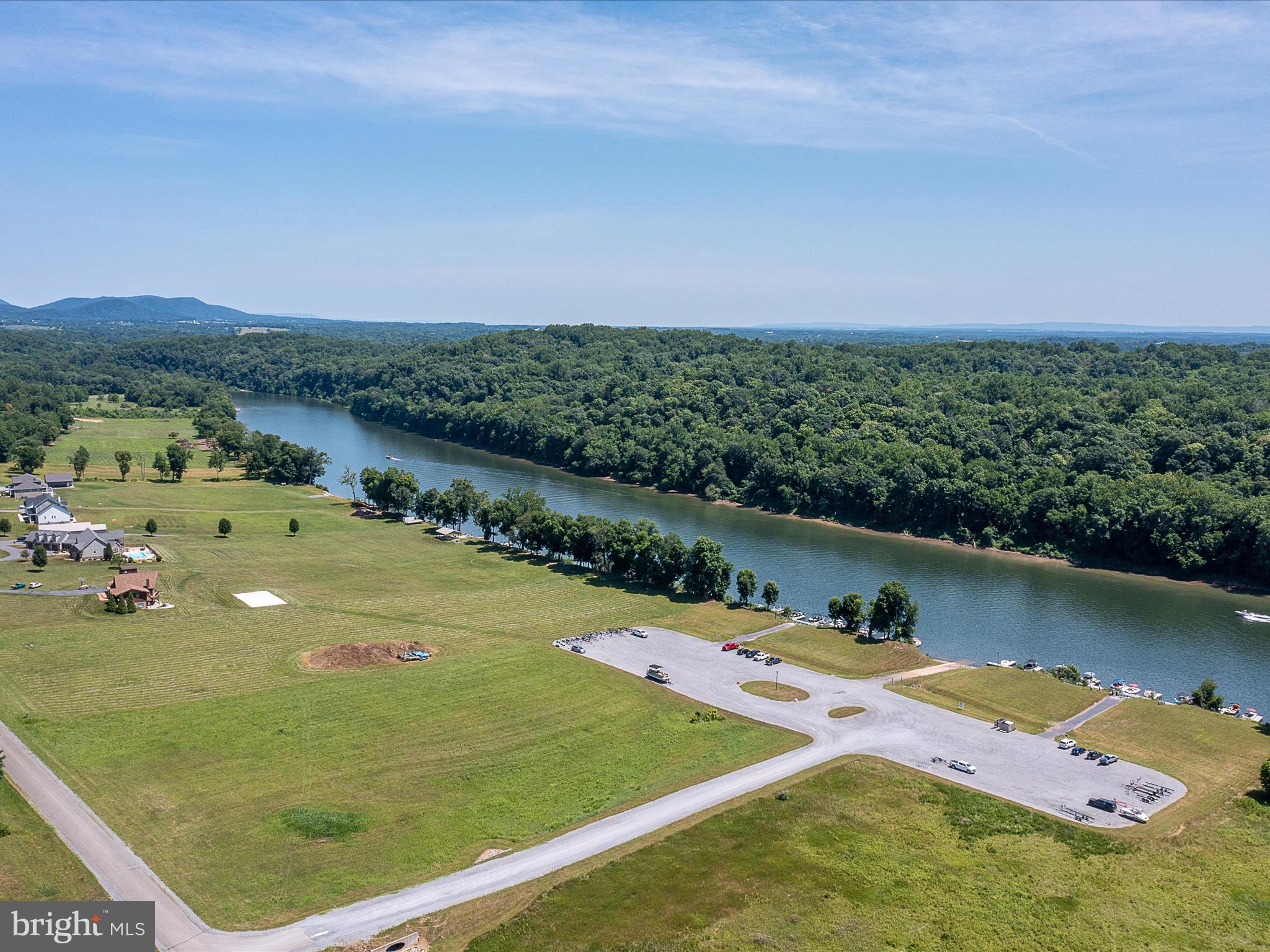 CROSSINGS ON THE POTOMAC - Residential