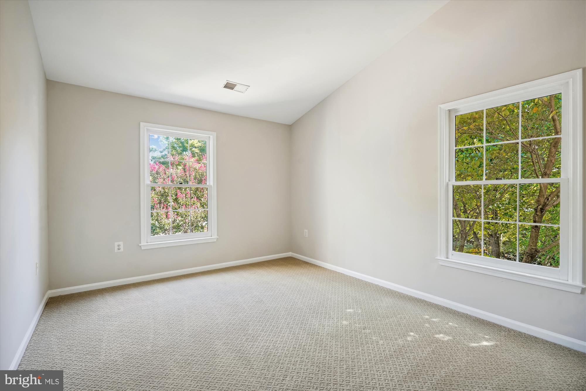 BALDWIN GROVE - Residential