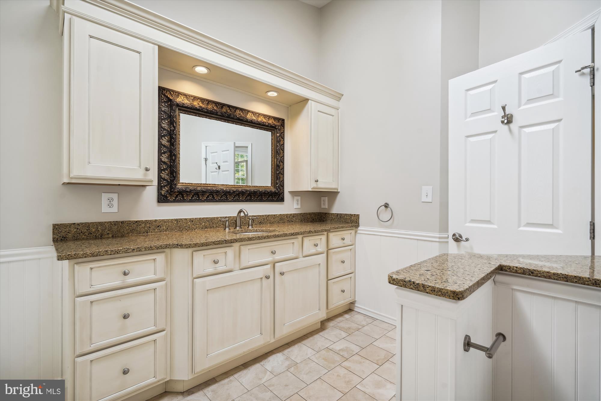 BALDWIN GROVE - Residential