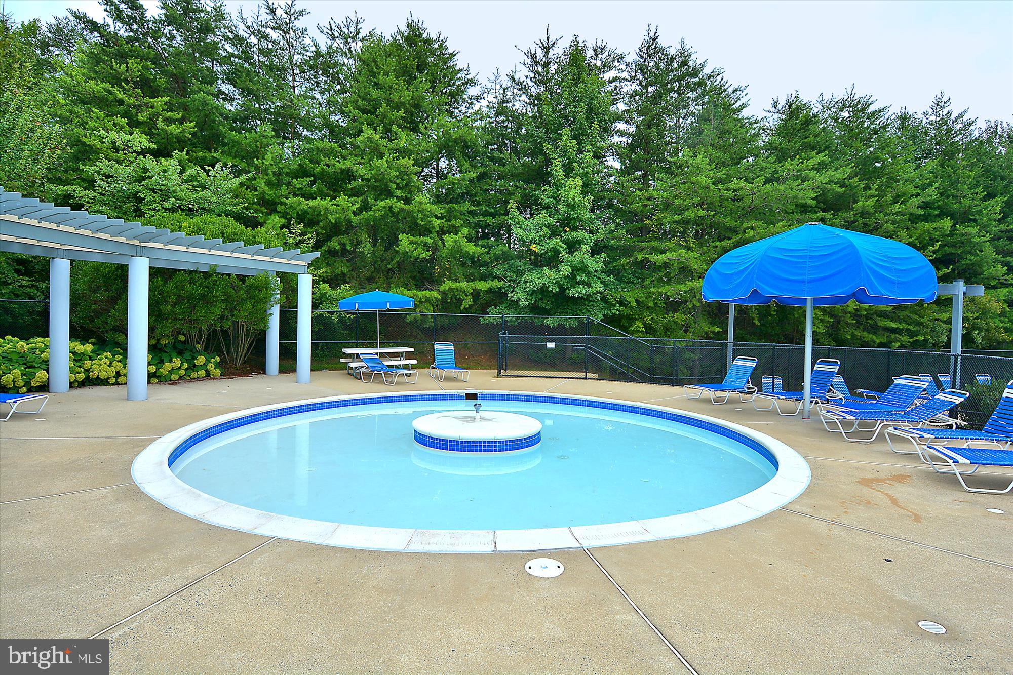 BALDWIN GROVE - Residential