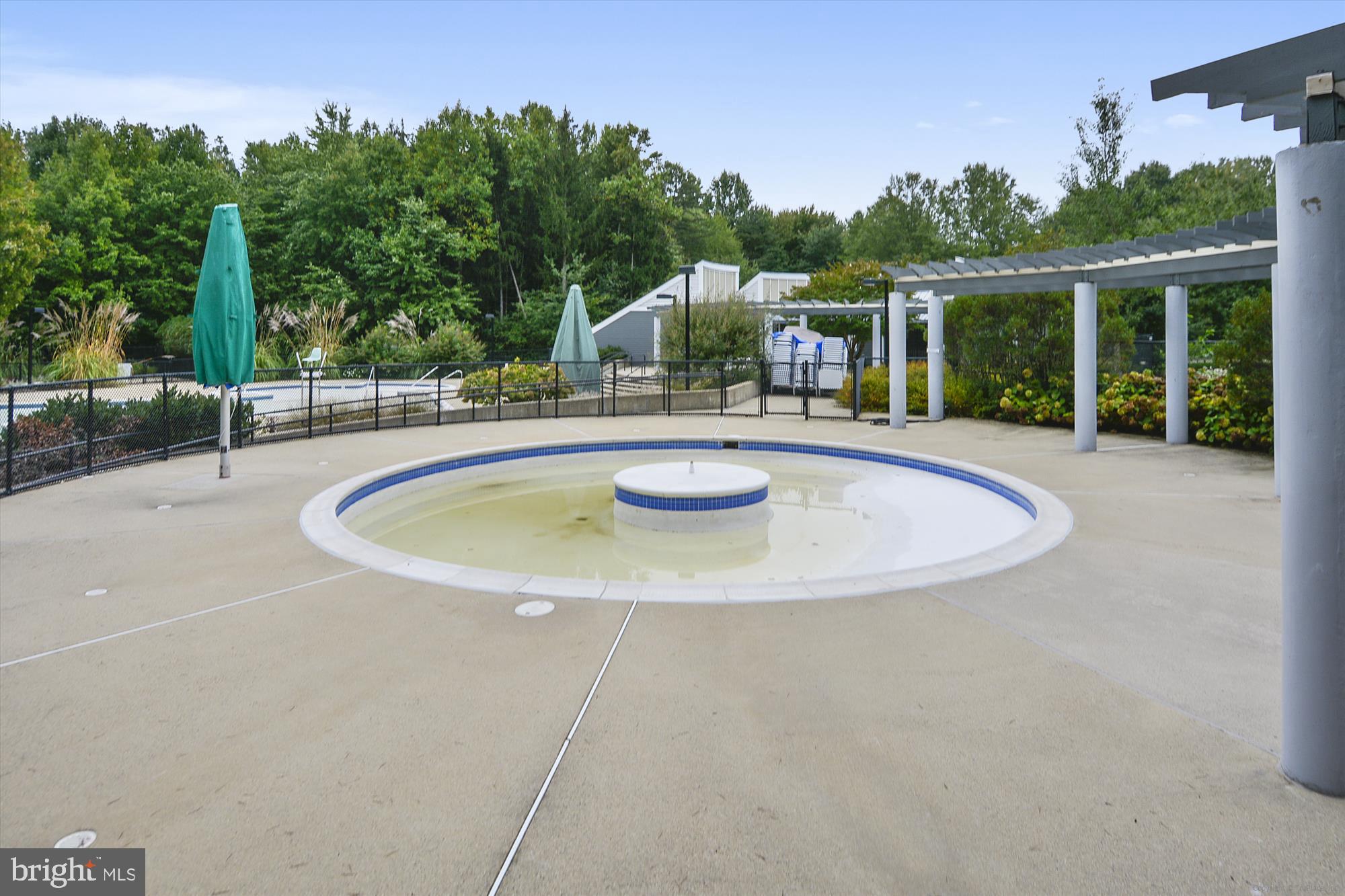 BALDWIN GROVE - Residential