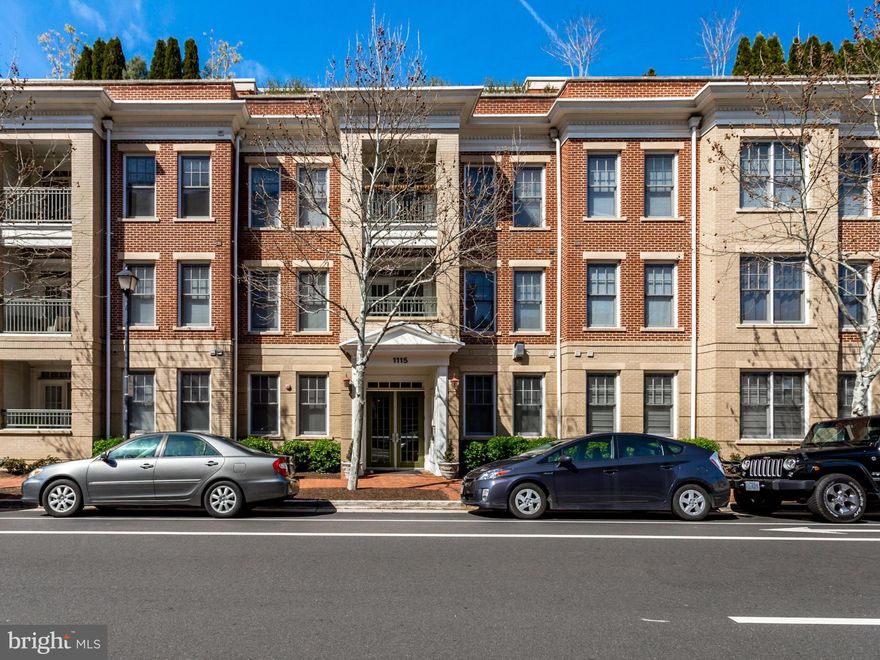 Ideal location in heart of Old Town! 1 blk from King St, 1/2 mi from Metro! Beautiful 2 bed/2 ba condo granite/stainless, wood floors, open plan, private balcony, spacious rooms & closets, full laundry. Meticulously maintained building, underground, secure parking (1 assigned space). Enormous community rooftop patio with grills and lounge chairs/tables. Guest parking. Must see!