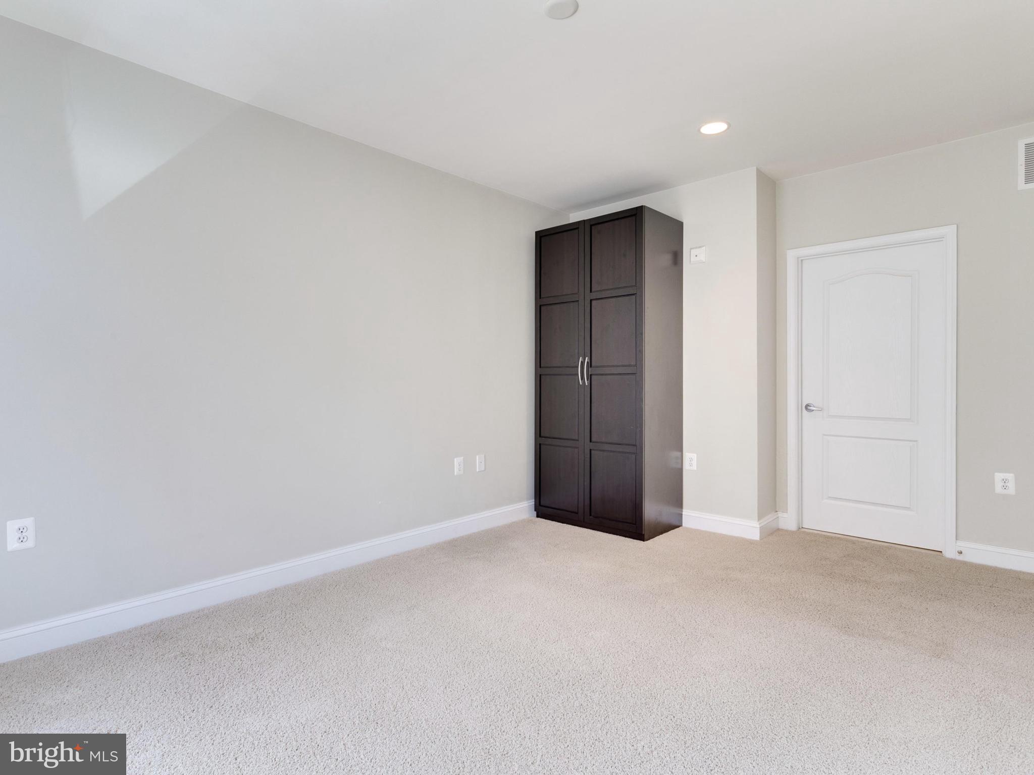 THE PRESCOTT - Residential Lease