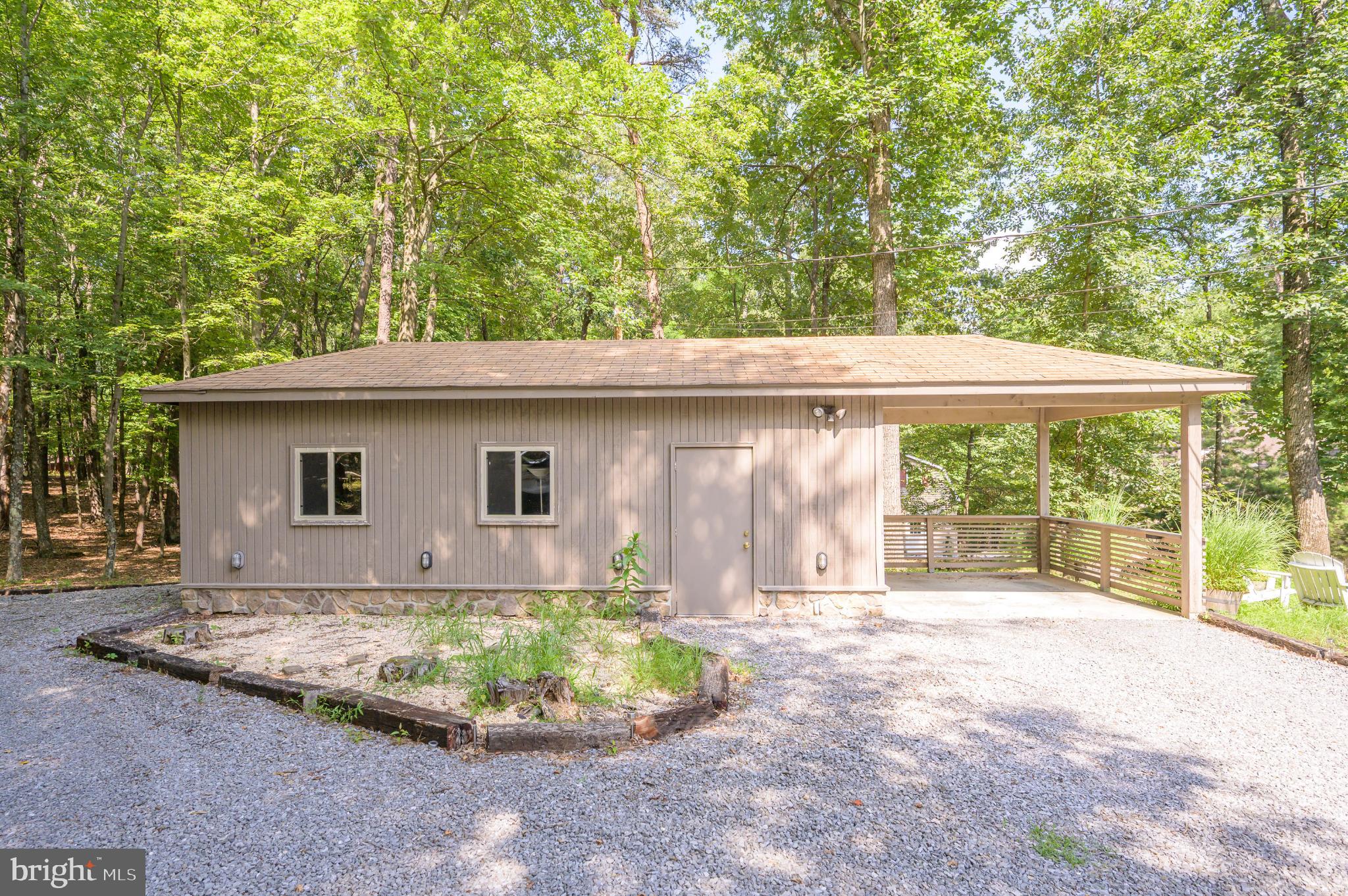 THE WOODS - Residential