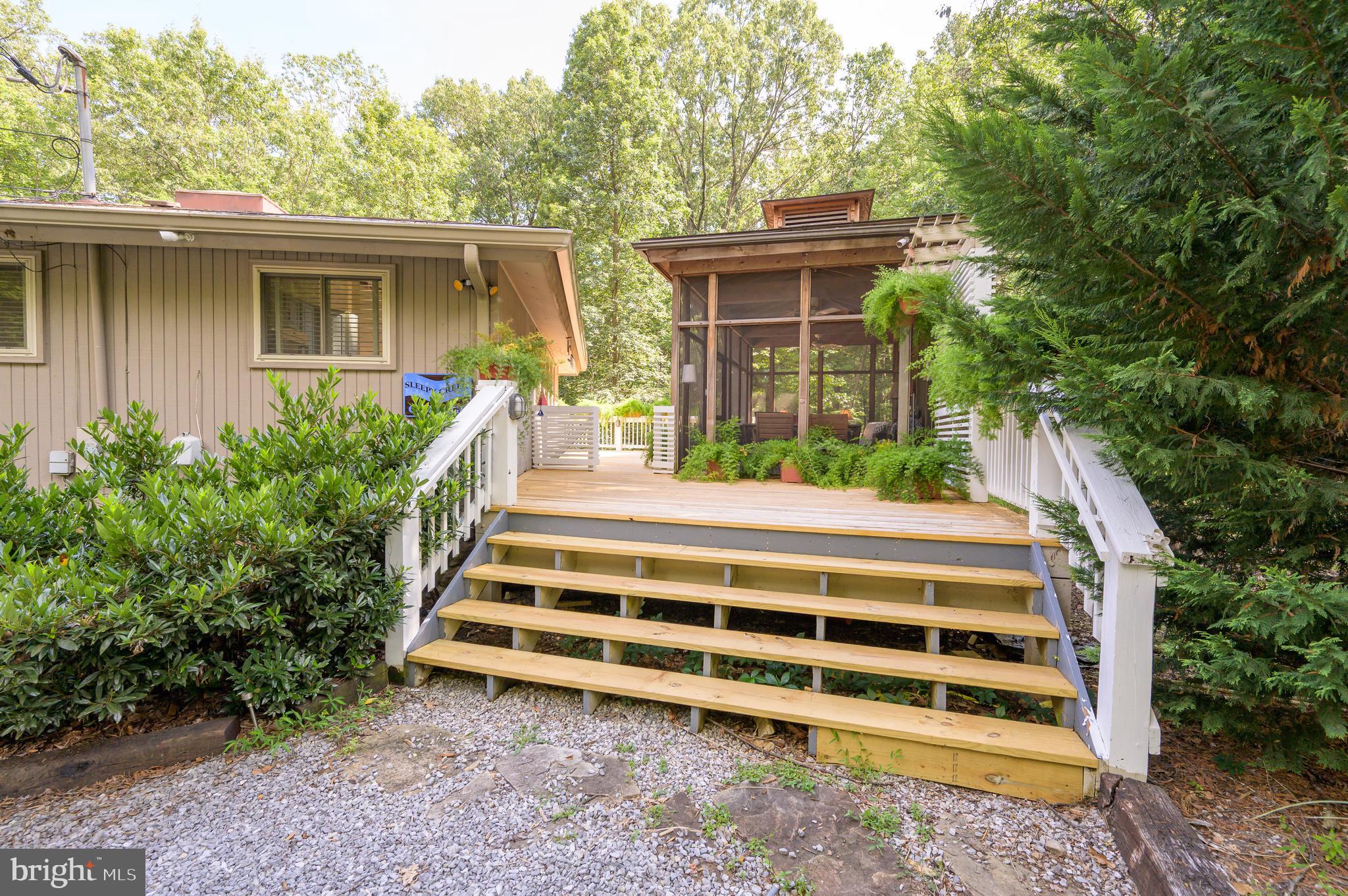 THE WOODS - Residential