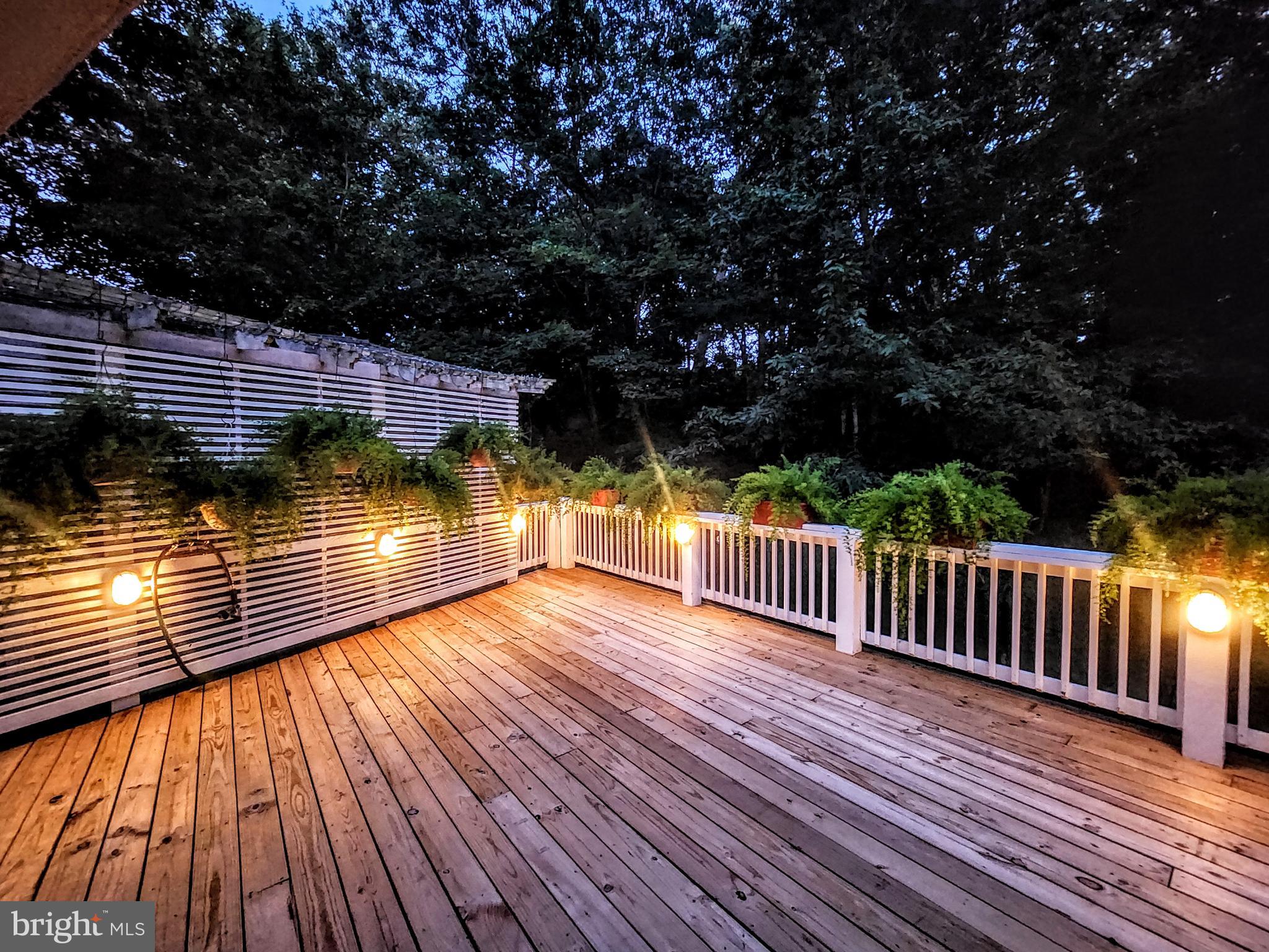 THE WOODS - Residential